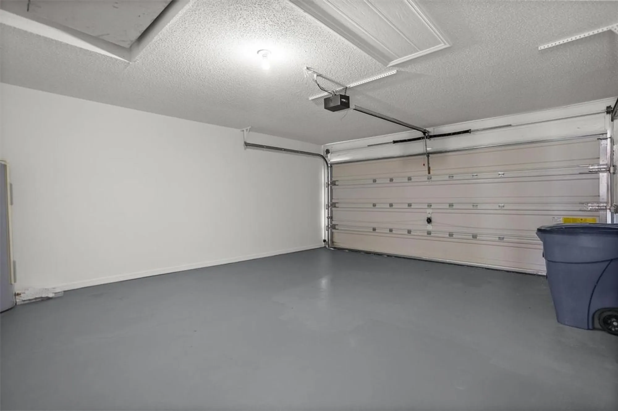 Property Slideshow image 35 of 68 | 1046 almondwood dr, Trinity, FL, 34655