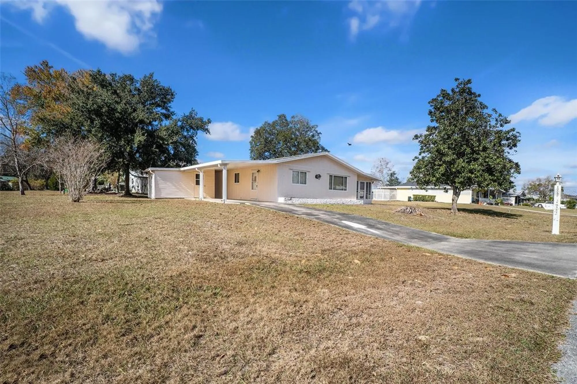 Property Slideshow image 2 of 15 | 10080 sw 99th ave, Ocala, FL, 34481