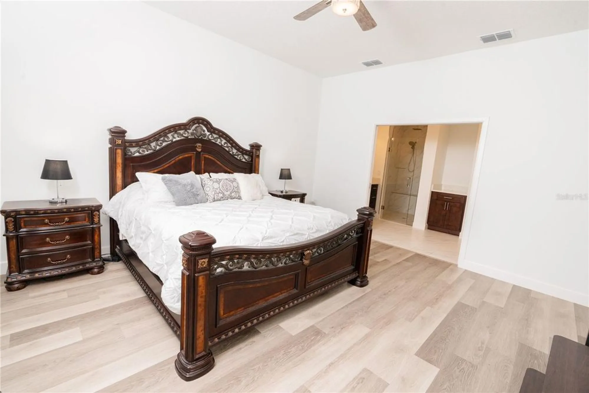 Property Slideshow image 13 of 37 | 30101 bretton loop, Mount Dora, FL, 32757