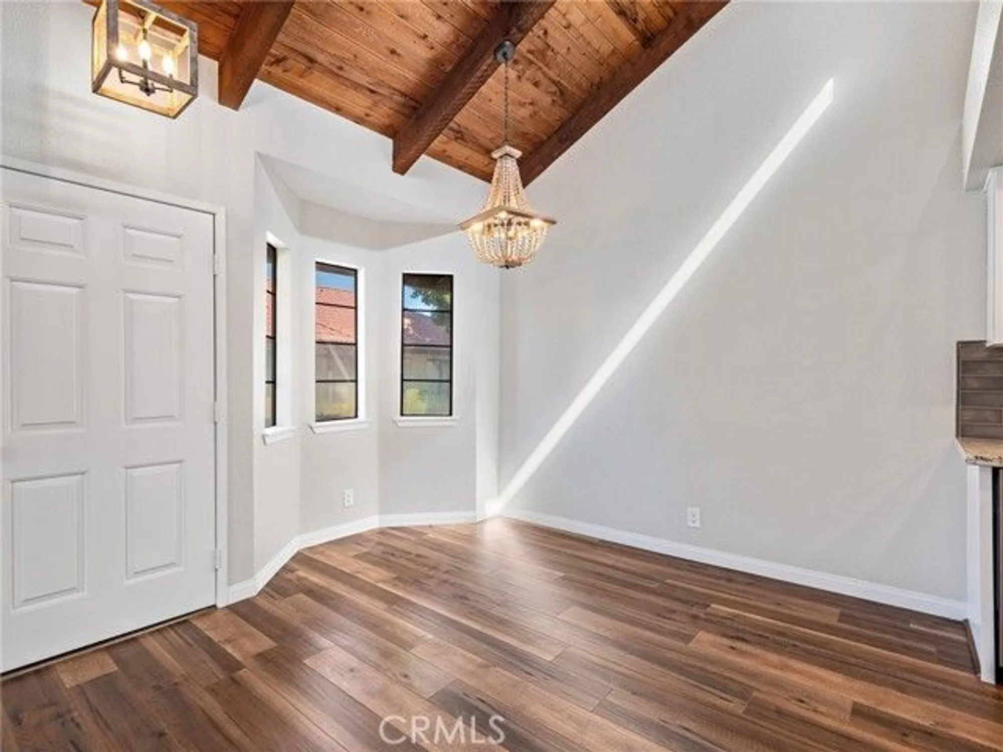 Property Slideshow image 7 of 27 | 19183 elm dr, Apple Valley, CA, 92308