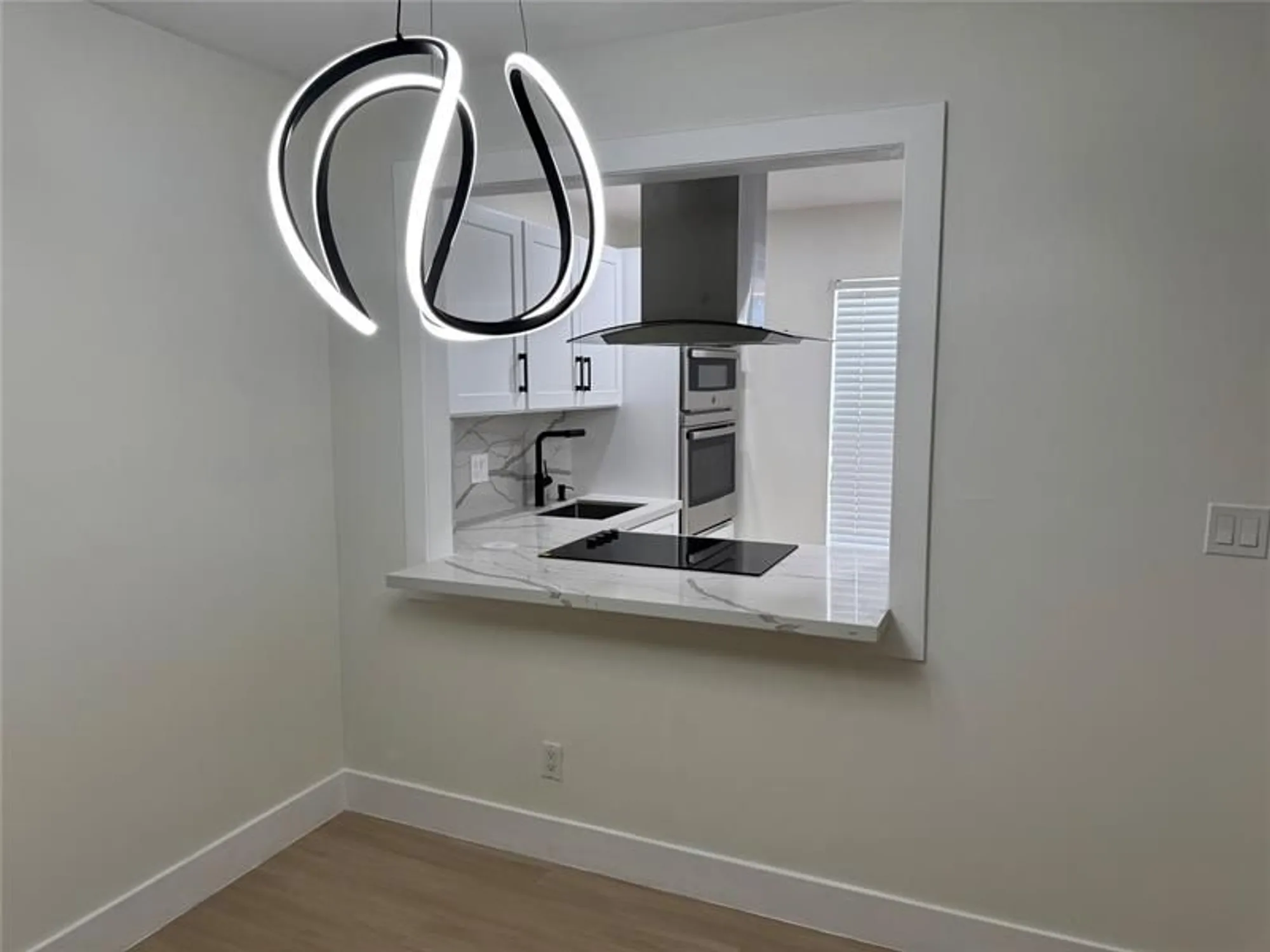 Property Slideshow image 8 of 27 | 6051 nw 61st ave 205, Tamarac, FL, 33319