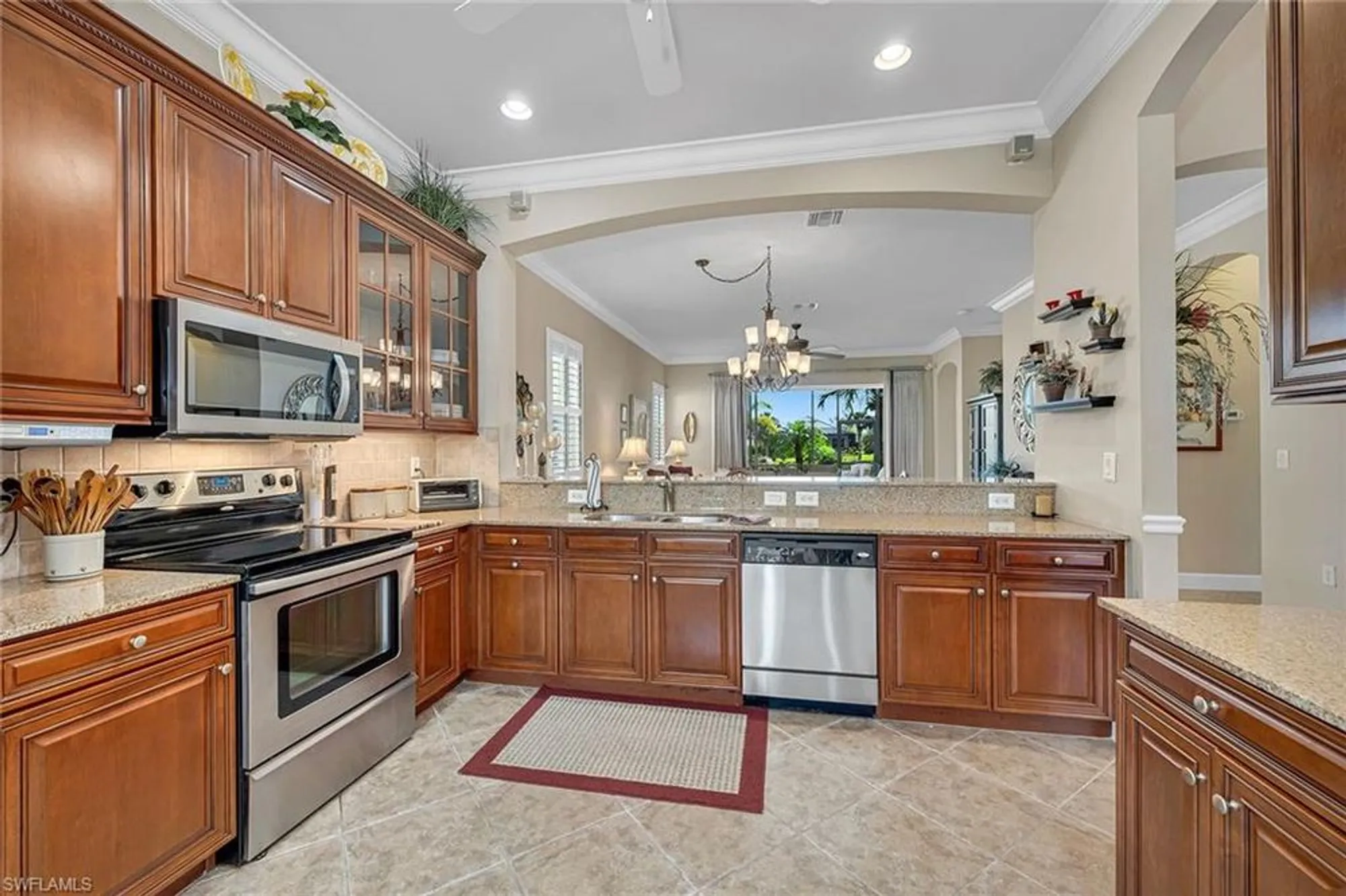 Property Slideshow image 8 of 17 | 3431 lakeview isle ct, Fort Myers, FL, 33905