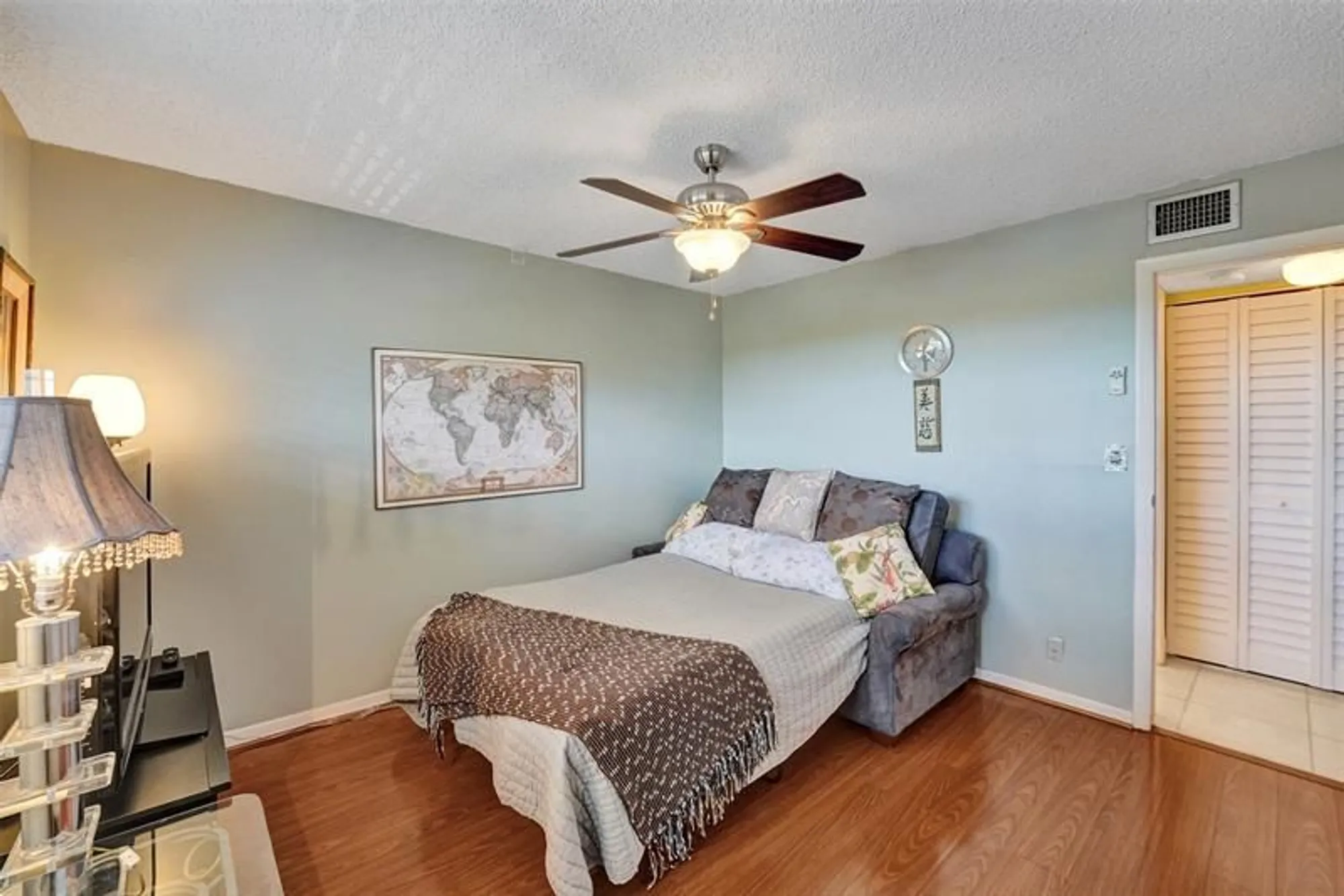 Property Slideshow image 10 of 34 | 5860 nw 44th st 509, Lauderhill, FL, 33319
