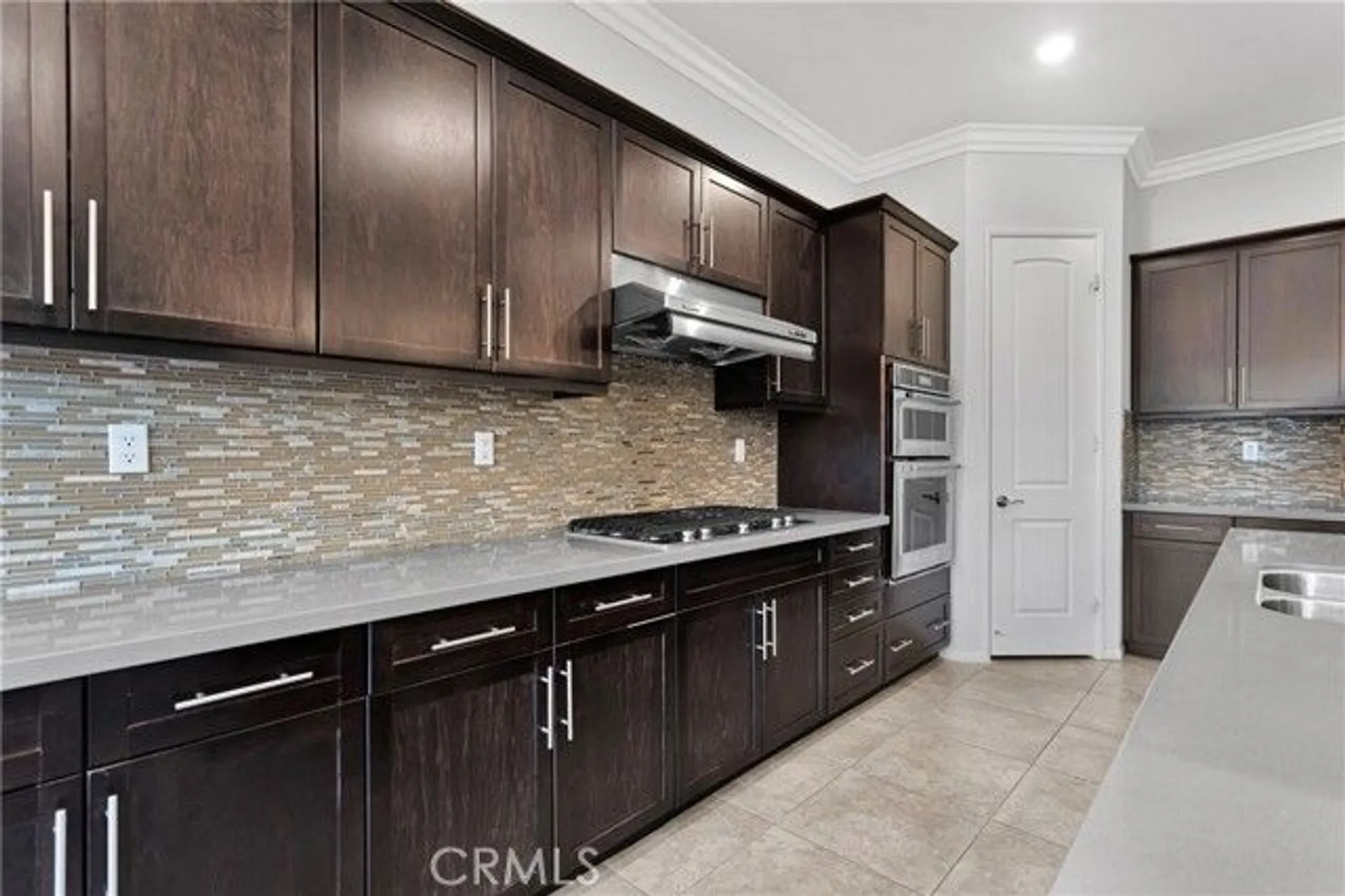 Property Slideshow image 26 of 49 | 19255 castana st, Apple Valley, CA, 92308