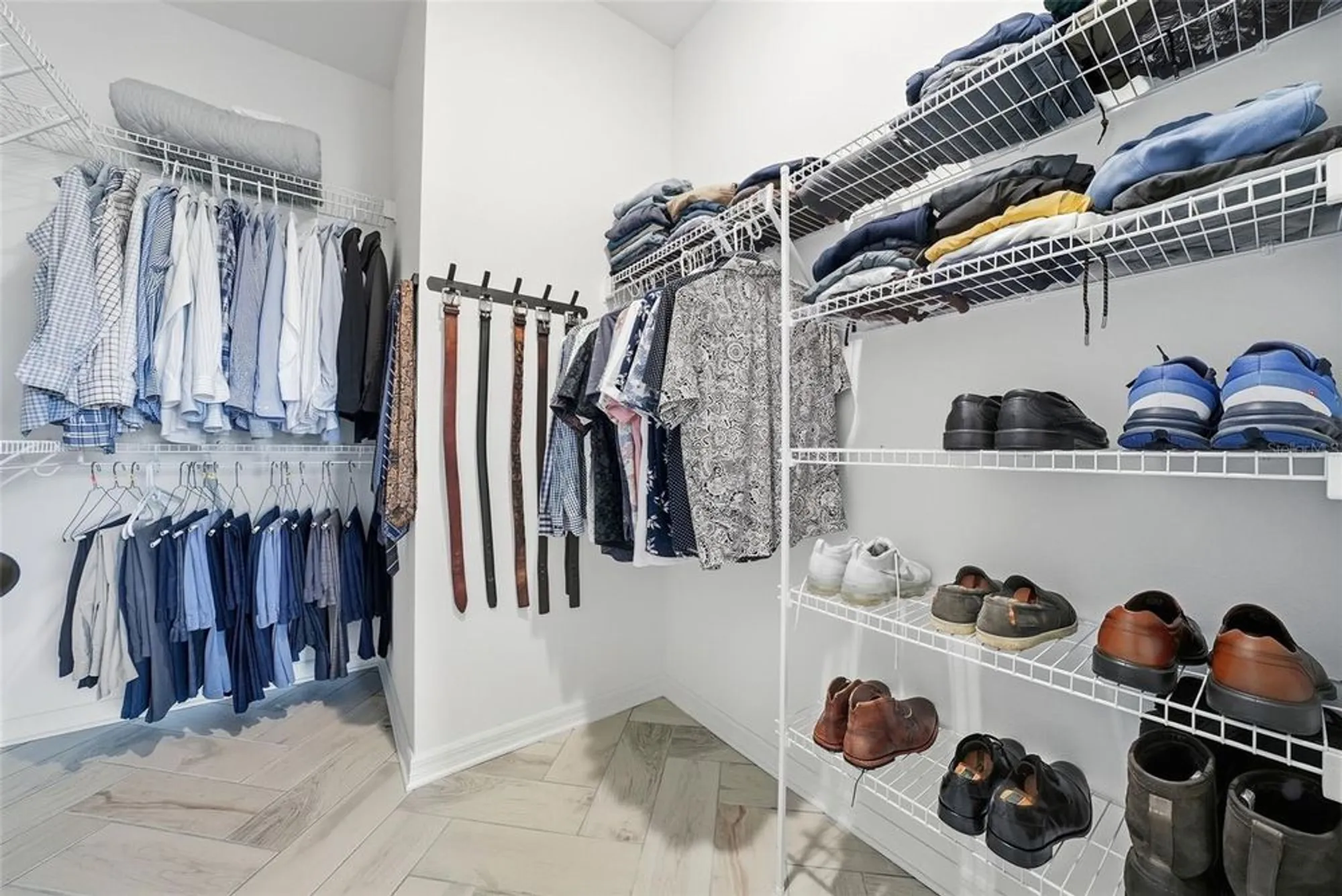 Property Slideshow image 33 of 91 | 5331 cappleman loop, Brooksville, FL, 34601