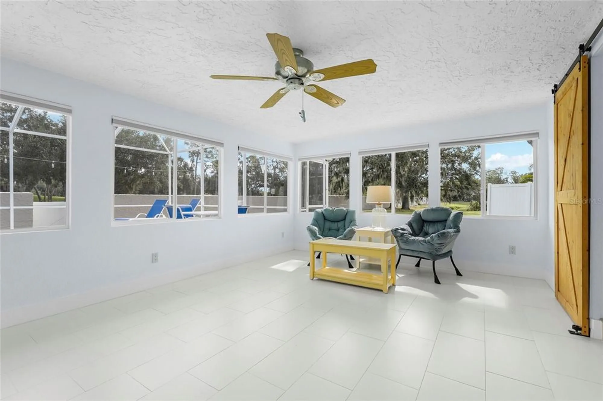 Property Slideshow image 31 of 57 | 5720 timber lake cir, Sarasota, FL, 34243