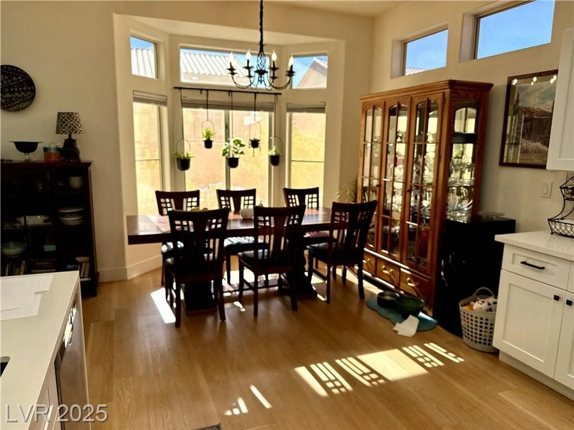 Property Slideshow image 30 of 36 | 10041 netherton dr, Las Vegas, NV, 89134