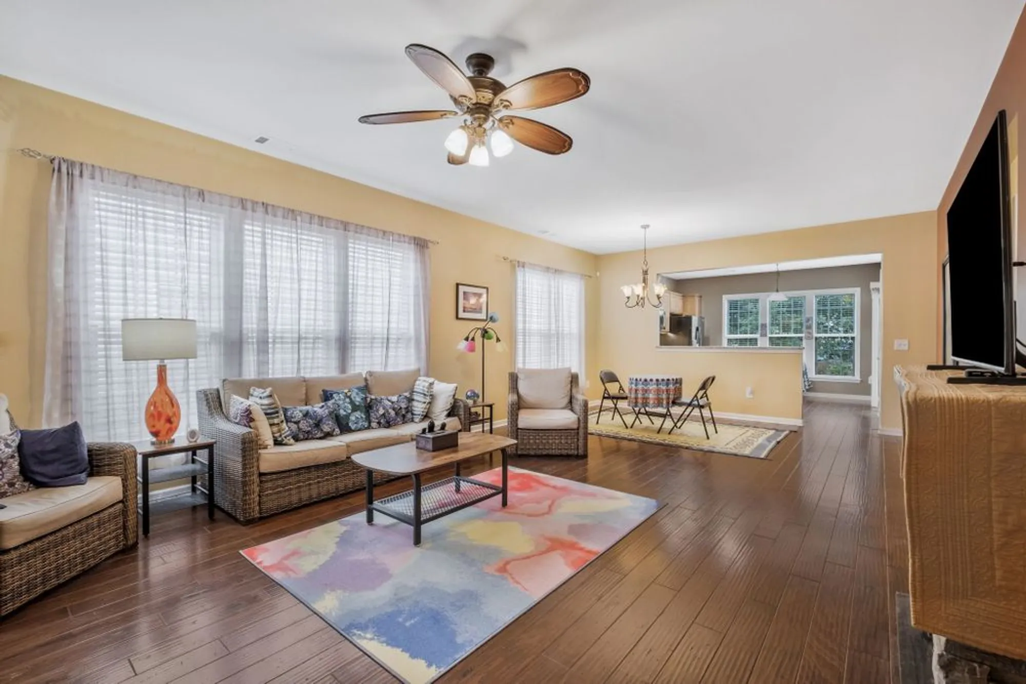 Property Slideshow image 5 of 32 | 220 old towne dr, Mount Juliet, TN, 37122