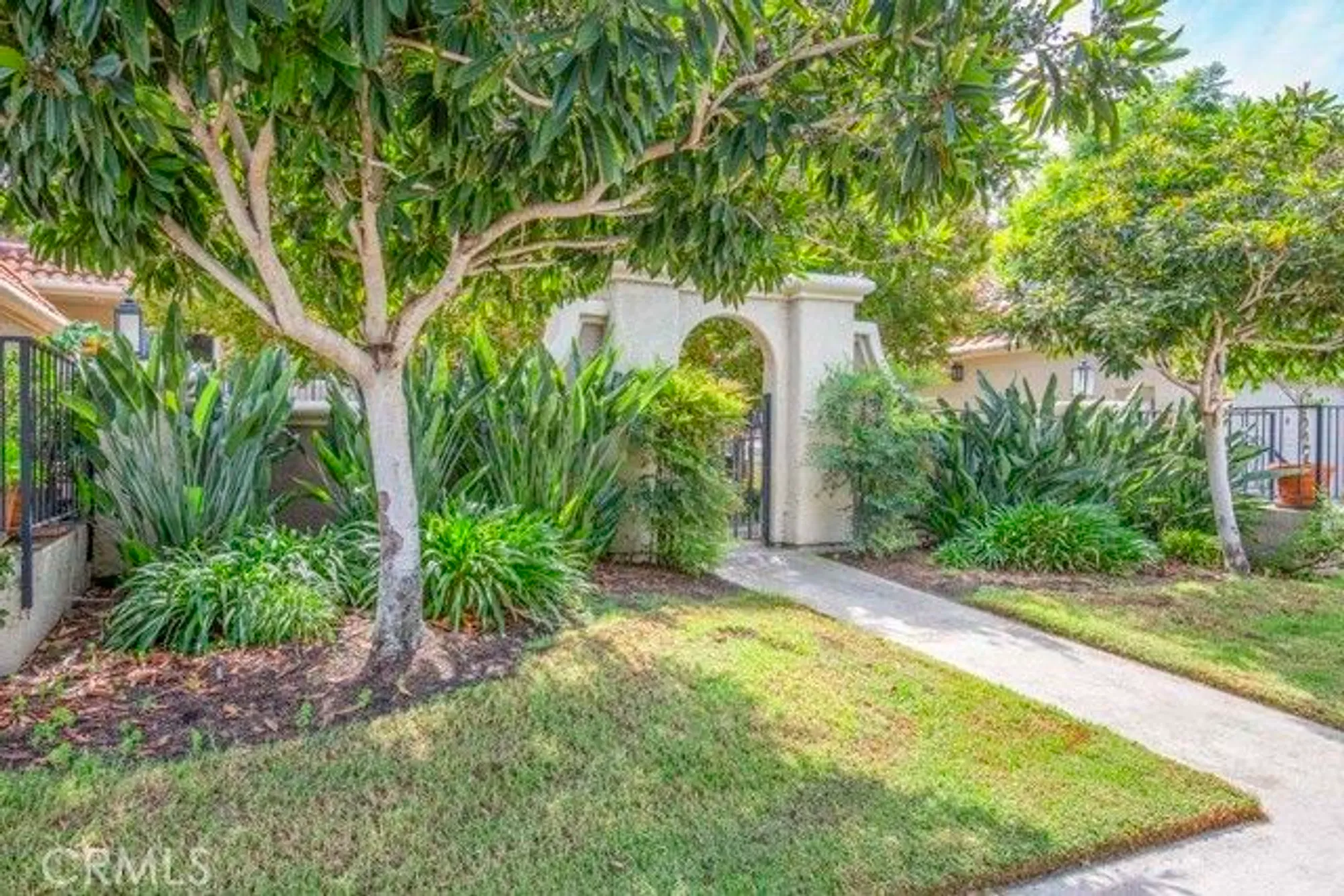 Property Slideshow image 39 of 43 | 5529 via la mesa c, Laguna Woods, CA, 92637