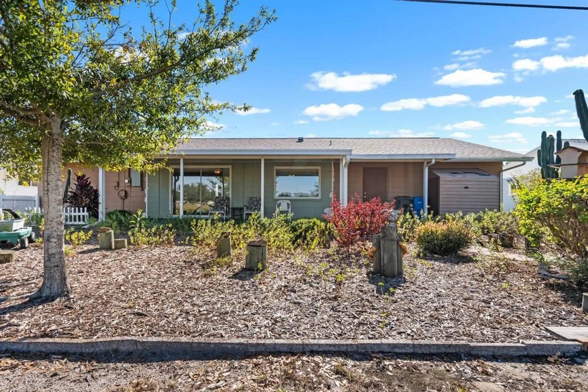 Property Slideshow image 40 of 80 | 829 fox hills dr, Sun City Center, FL, 33573