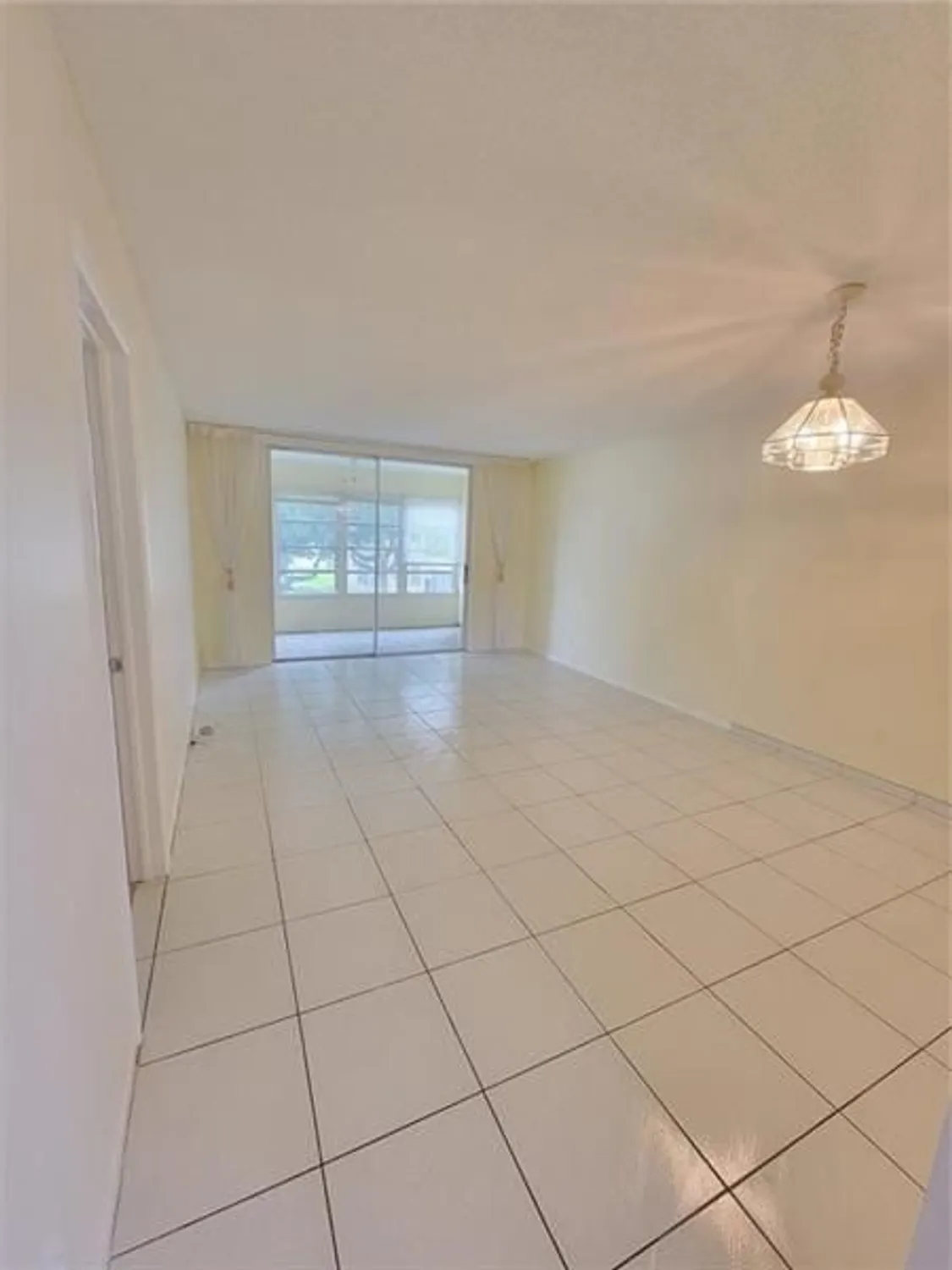 Property Slideshow image 8 of 9 | 6000 nw 64th ave 205, Tamarac, FL, 33319