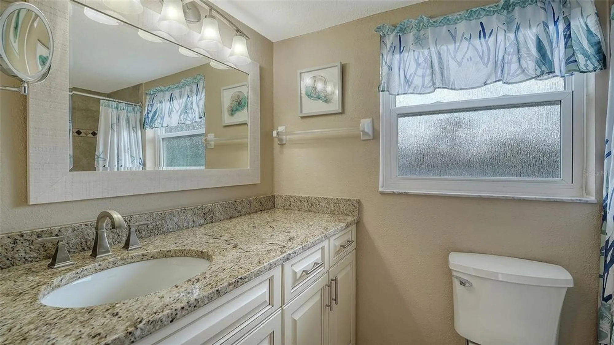 Property Slideshow image 20 of 48 | 7251 w country club dr 225, Sarasota, FL, 34243