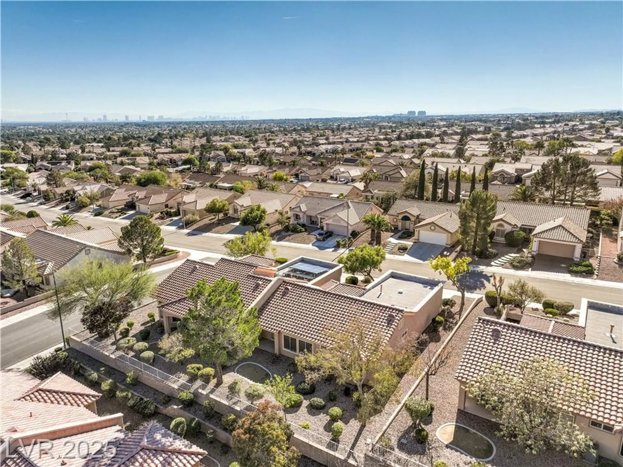 Property Slideshow image 42 of 57 | 10004 heyfield dr, Las Vegas, NV, 89134