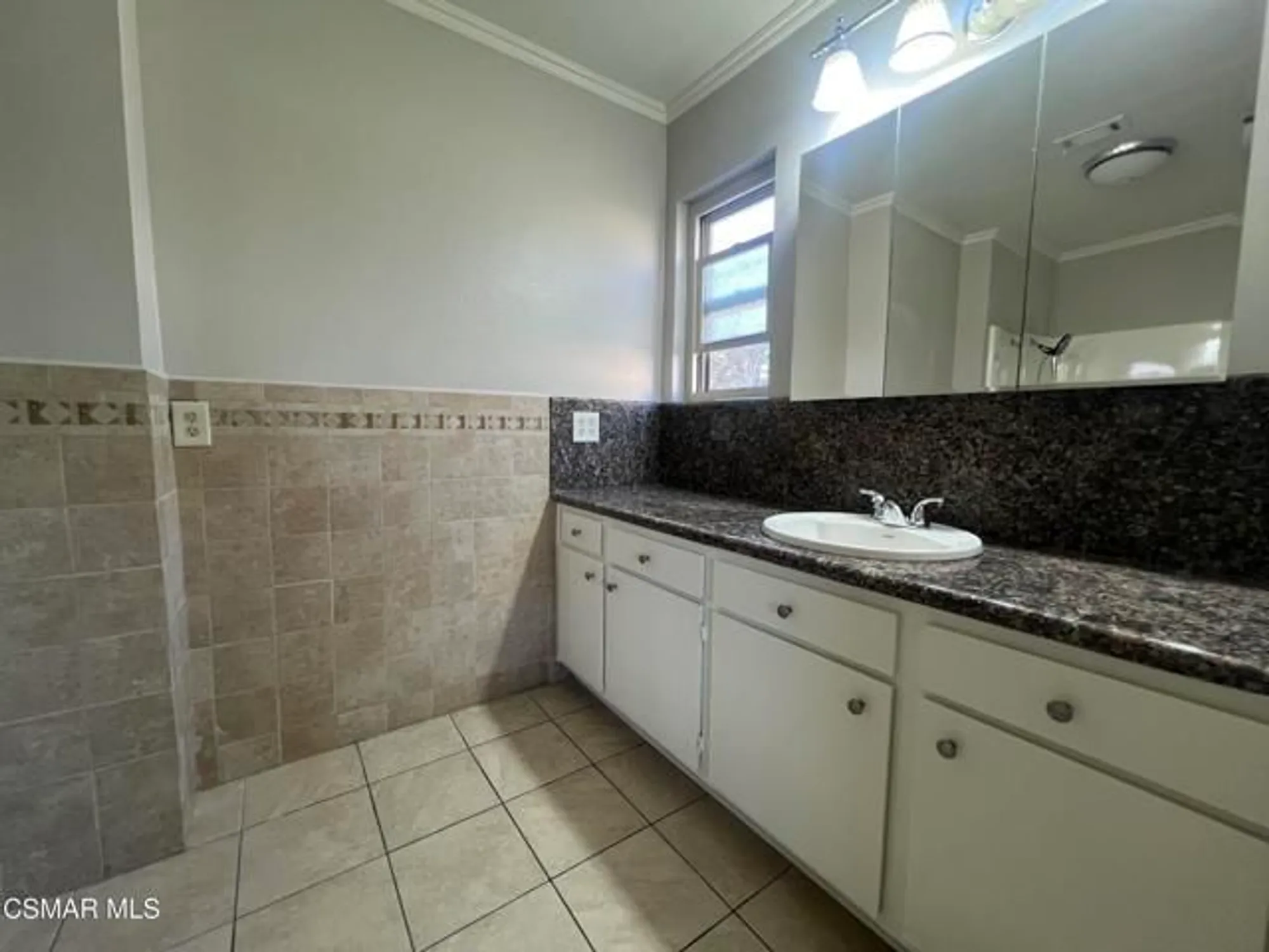 Property Slideshow image 13 of 32 | 23220 village 23, Camarillo, CA, 93012