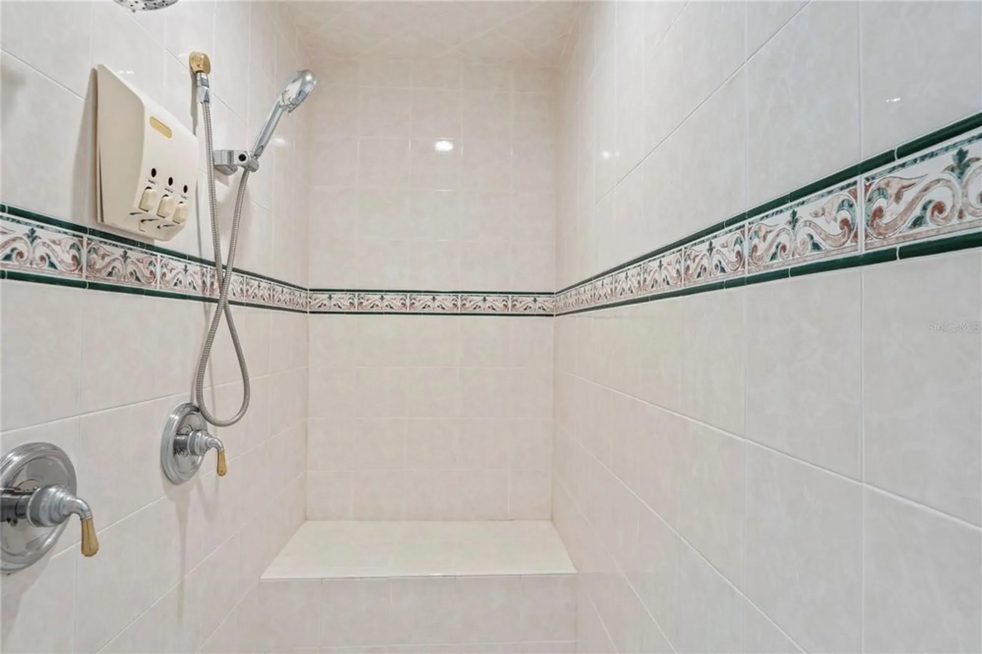 Property Slideshow image 35 of 97 | 9219 grand cypress dr, Weeki Wachee, FL, 34613