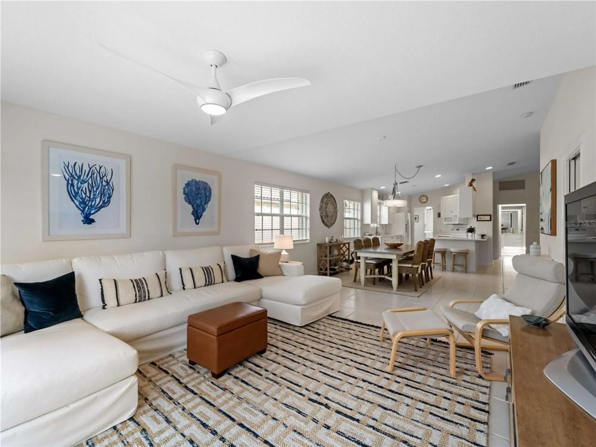 Property Slideshow image 16 of 62 | 7641 quinto dr, Sarasota, FL, 34238