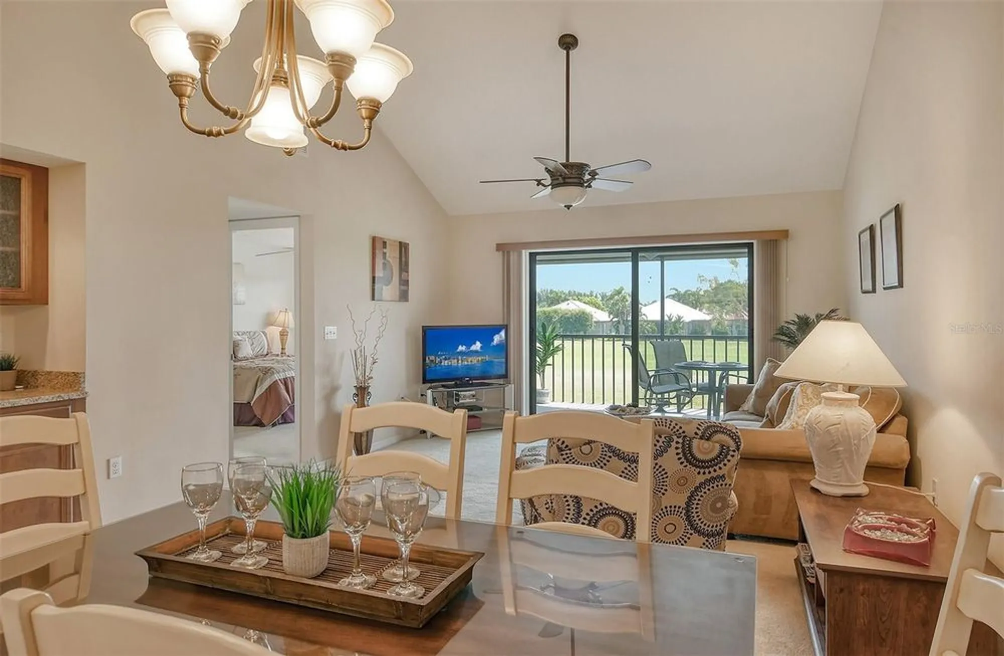 Property Slideshow image 6 of 31 | 1100 capri isles blvd apt 523, Venice, FL, 34292