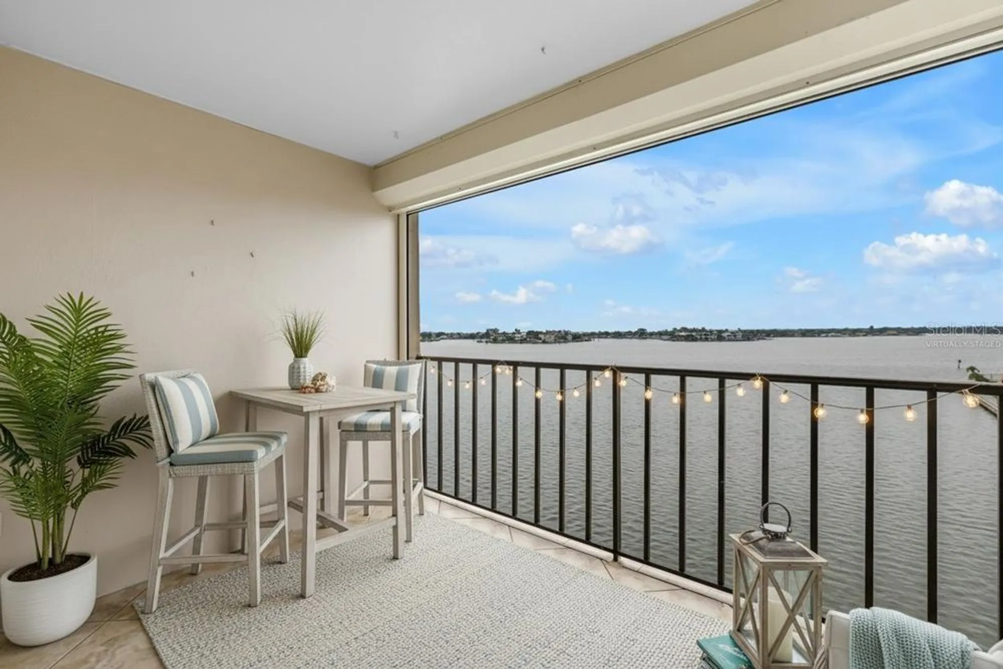 Property Slideshow image 25 of 44 | 7700 sun island dr 401, South Pasadena, FL, 33707