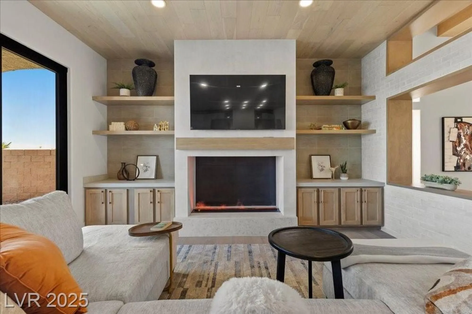 Property Slideshow image 13 of 78 | 2508 faiss dr, Las Vegas, NV, 89134