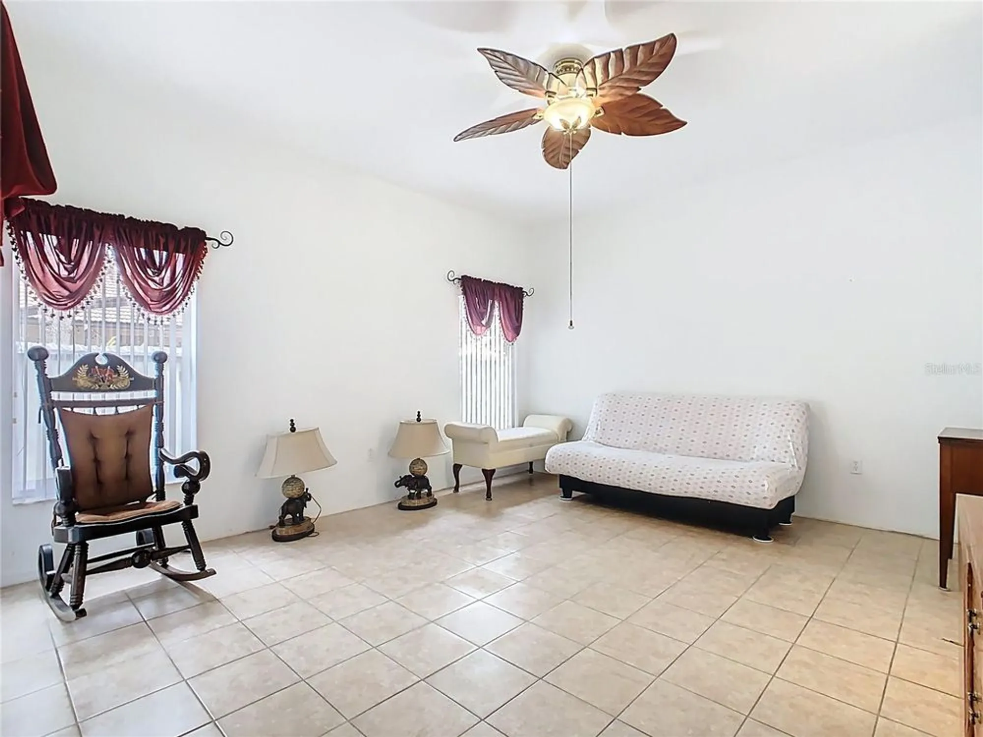 Property Slideshow image 20 of 52 | 572 sienna dr, Poinciana, FL, 34759