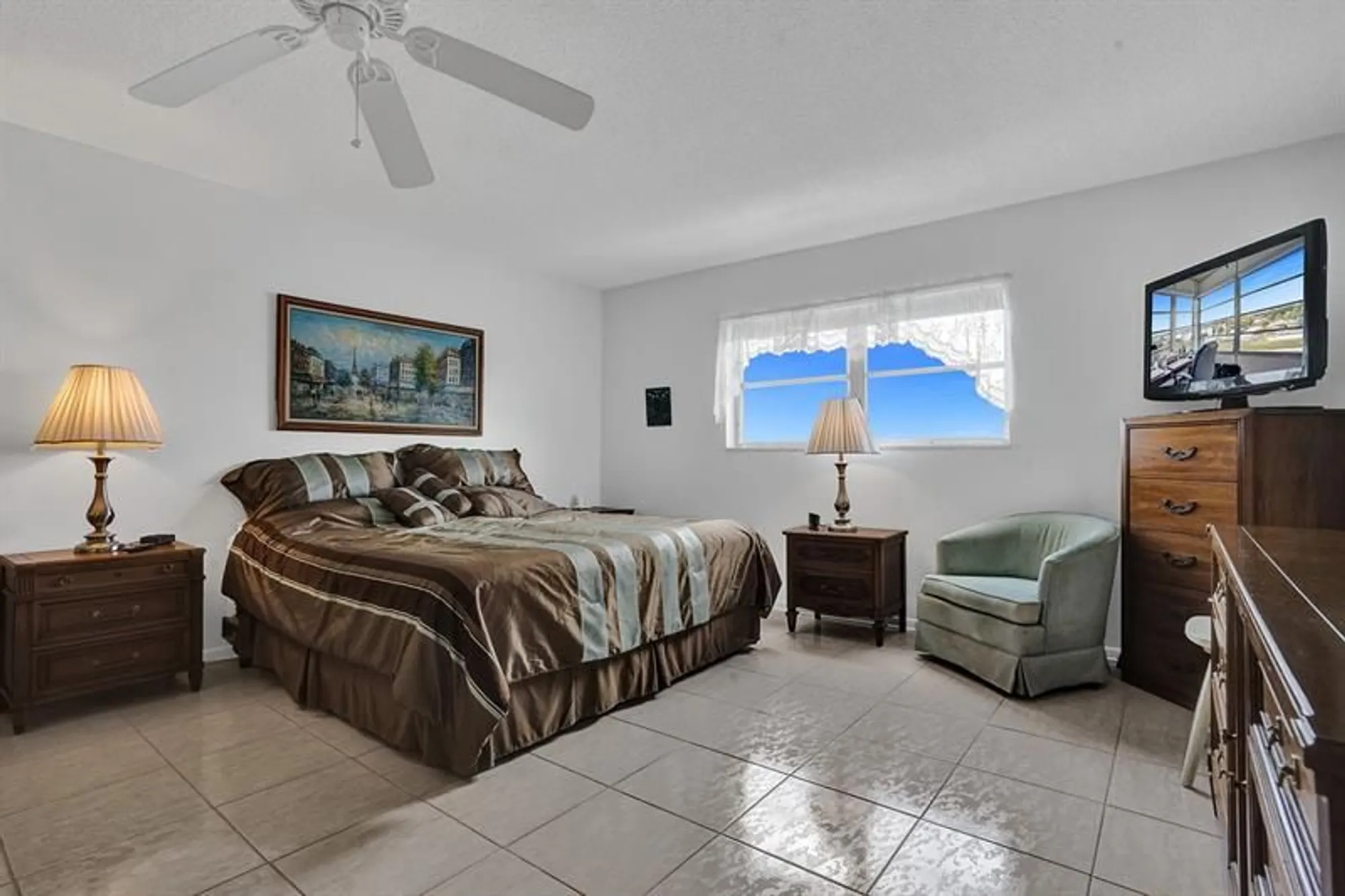 Property Slideshow image 5 of 25 | 4851 nw 21st st 412, Lauderhill, FL, 33313