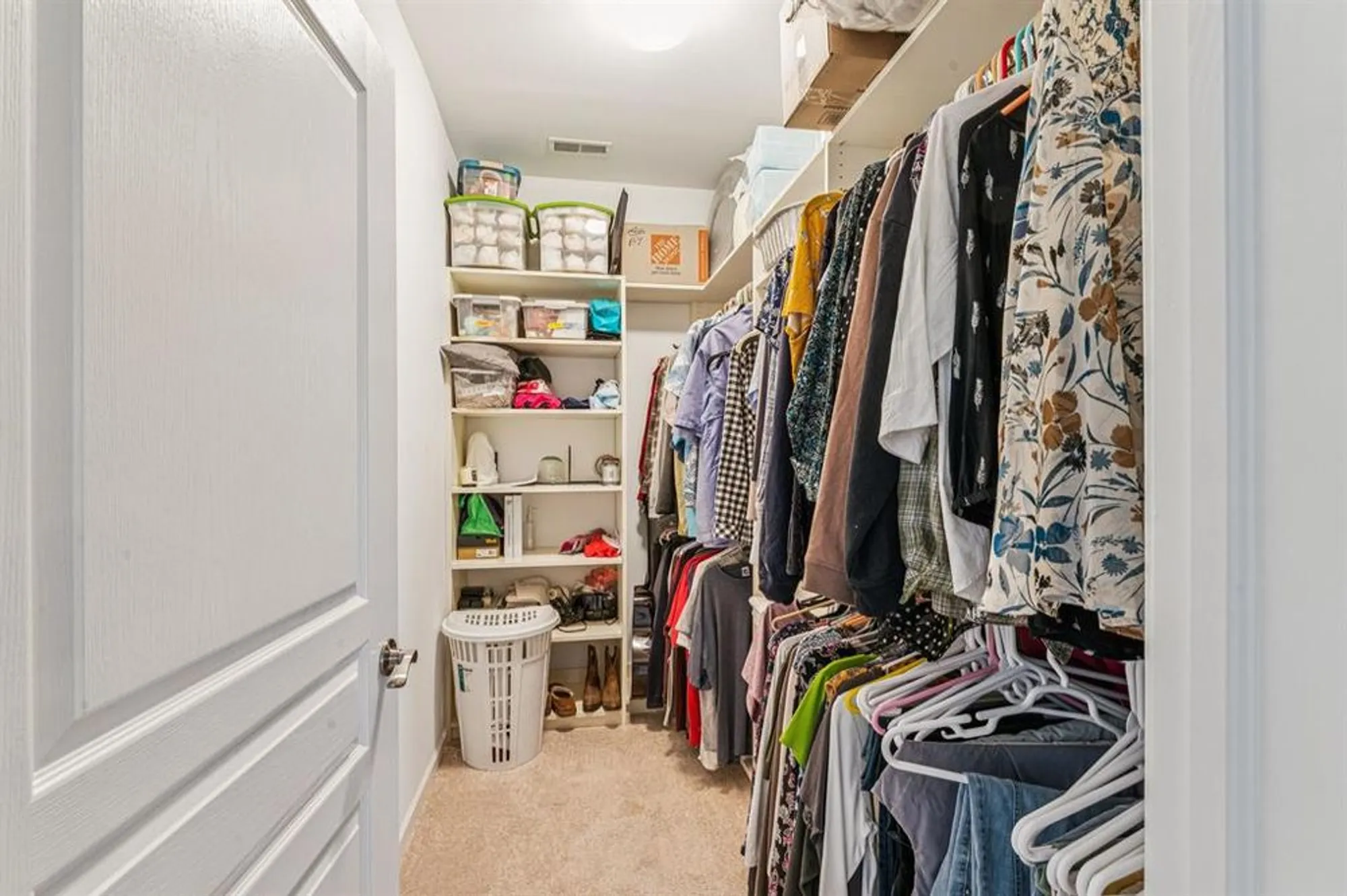 Property Slideshow image 19 of 60 | 9411 saint andrews dr, Grand Blanc, MI, 48439