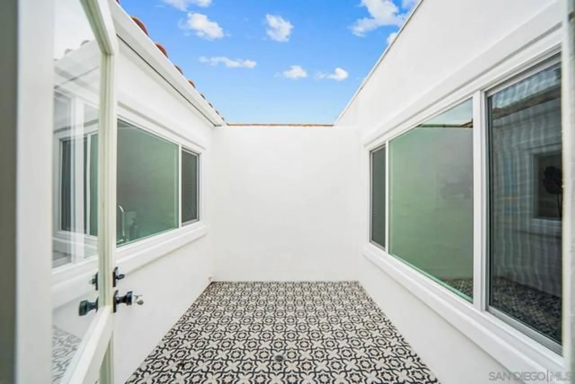 Property Slideshow image 10 of 30 | 4737 galicia way, Oceanside, CA, 92056