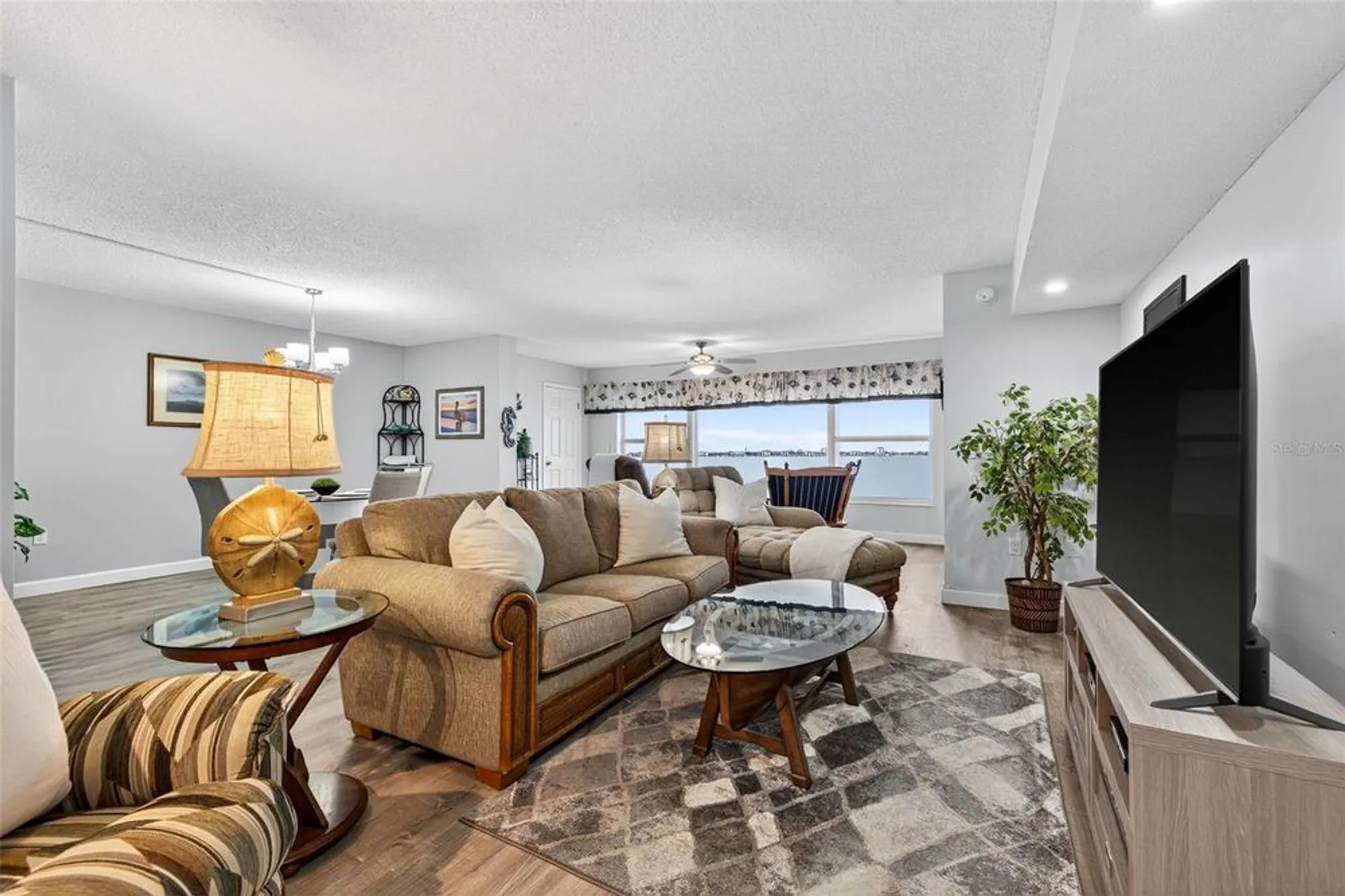Property Slideshow image 11 of 44 | 6020 shore blvd 602, Gulfport, FL, 33707