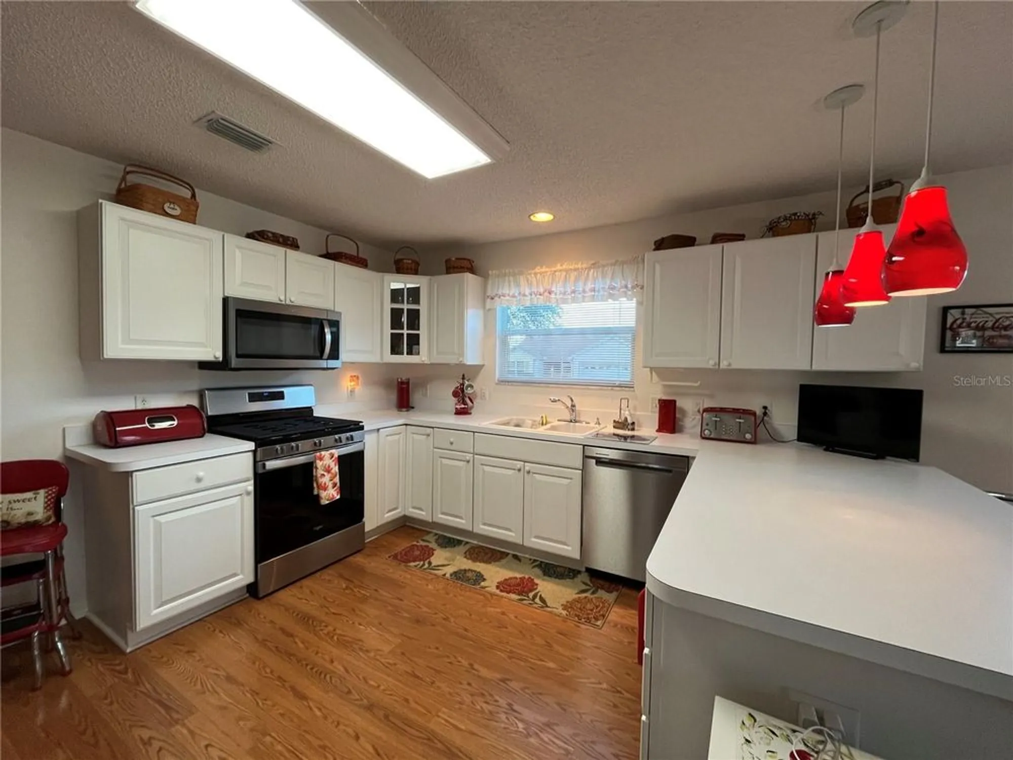 Property Slideshow image 12 of 63 | 17602 se 82nd woodlawn ave, The Villages, FL, 32162