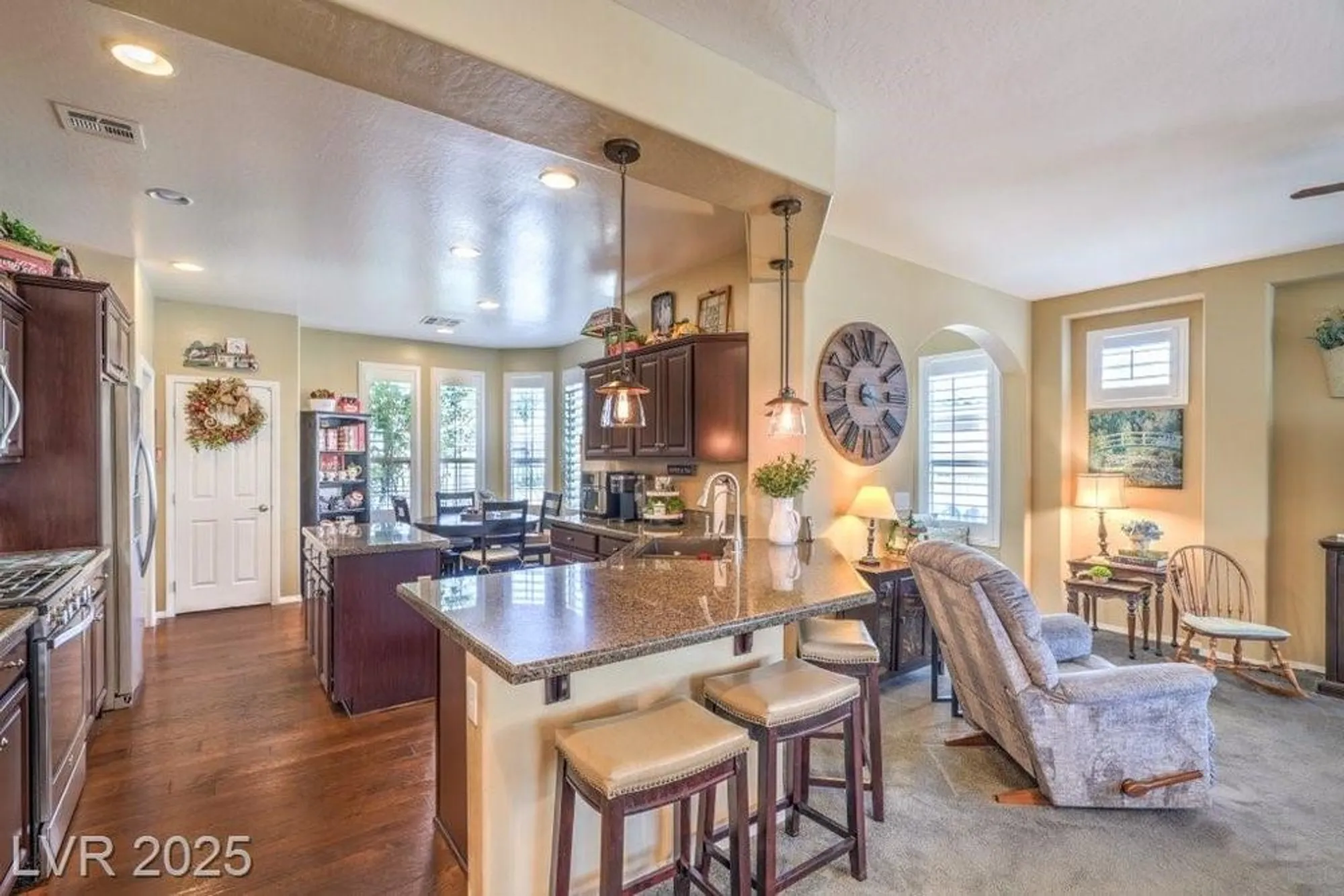 Property Slideshow image 14 of 37 | 3709 corte bella hills ave, North Las Vegas, NV, 89081