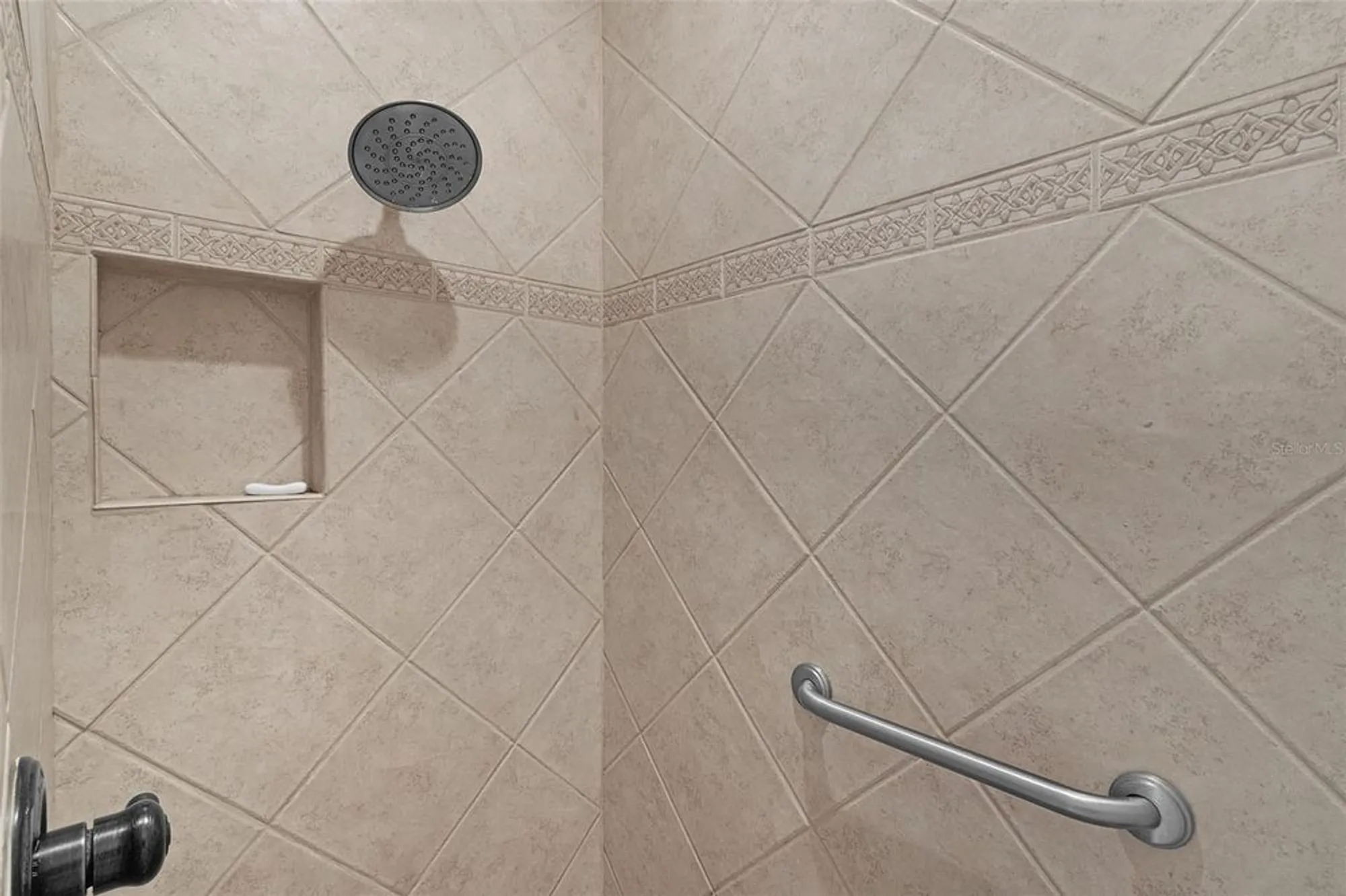 Property Slideshow image 23 of 48 | 578 inner cir, The Villages, FL, 32162