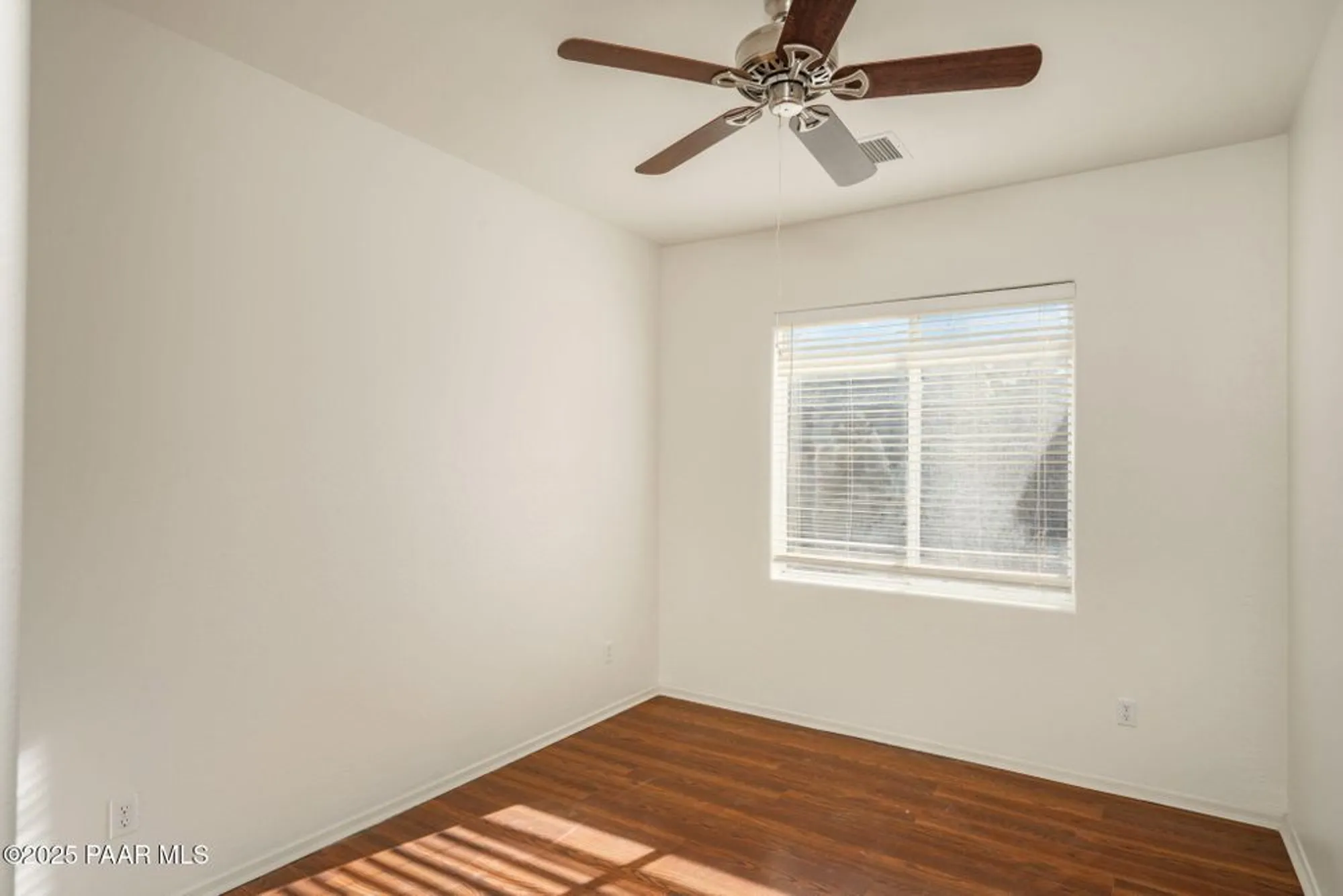 Property Slideshow image 24 of 36 | 7677 e shimmer ln, Prescott Valley, AZ, 86315