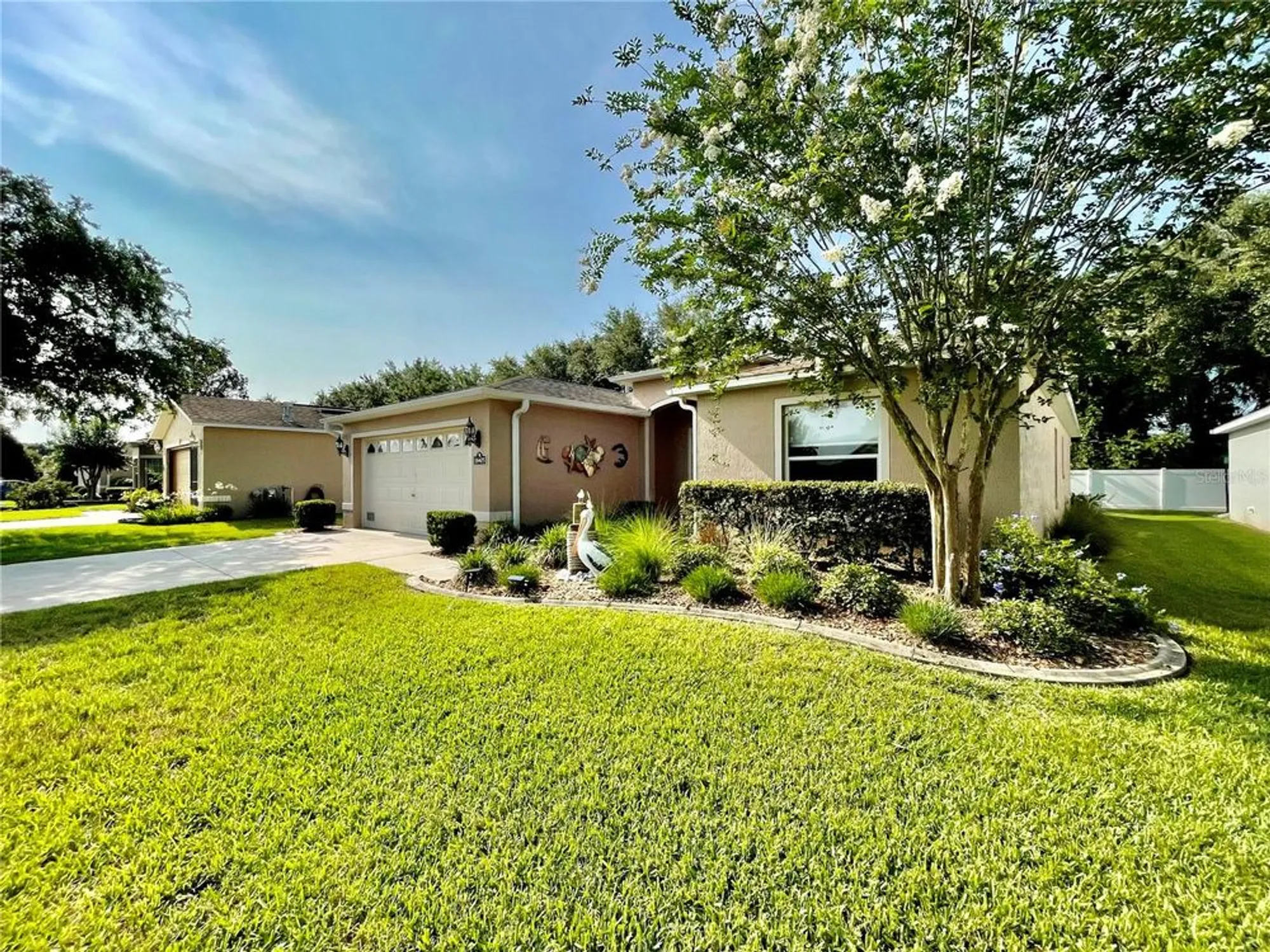 Property Slideshow image 3 of 61 | 16405 sw 14th avenue rd, Ocala, FL, 34473