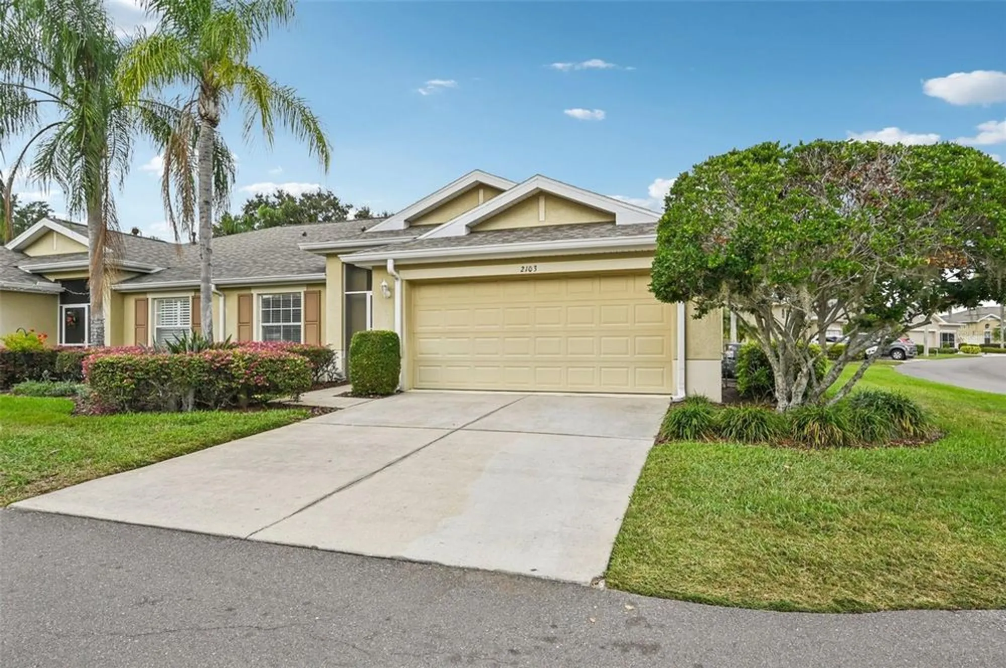 Property Slideshow image 60 of 61 | 2103 grantham greens dr, Sun City Center, FL, 33573