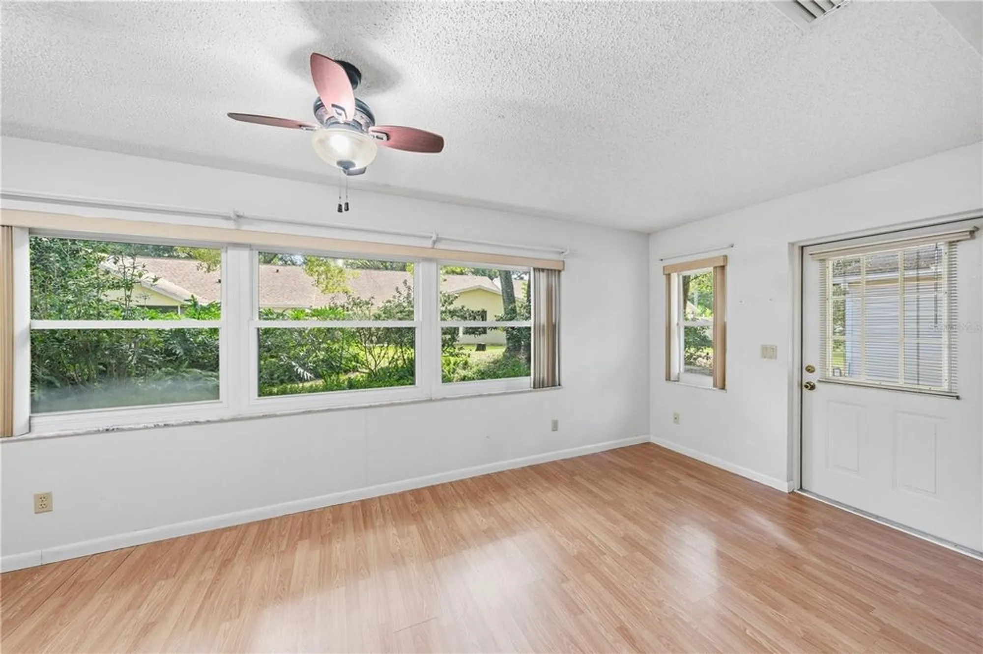 Property Slideshow image 31 of 60 | 8420 sw 92nd st b, Ocala, FL, 34481
