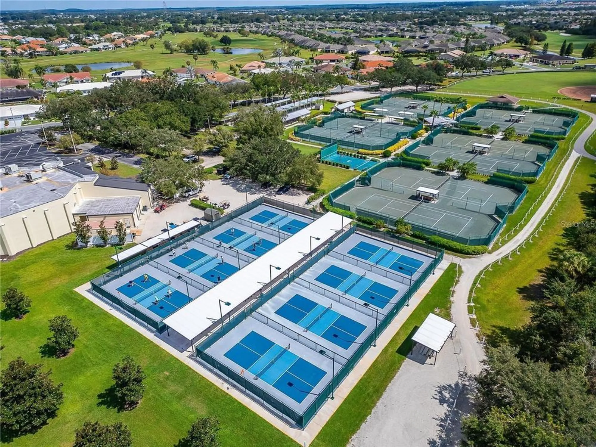 Property Slideshow image 56 of 66 | 821 chipper dr, Sun City Center, FL, 33573