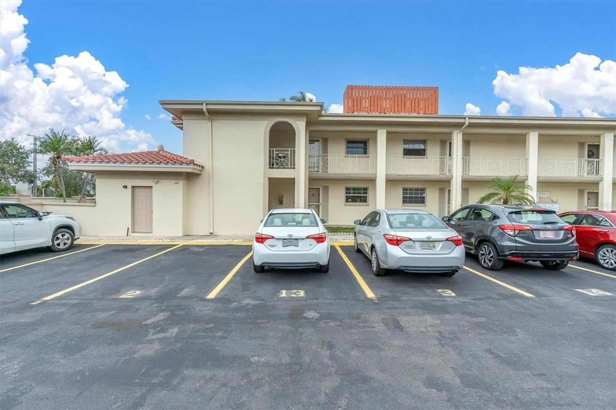 Property Slideshow image 4 of 33 | 19029 us highway 19 n apt 5-1, Clearwater, FL, 33764