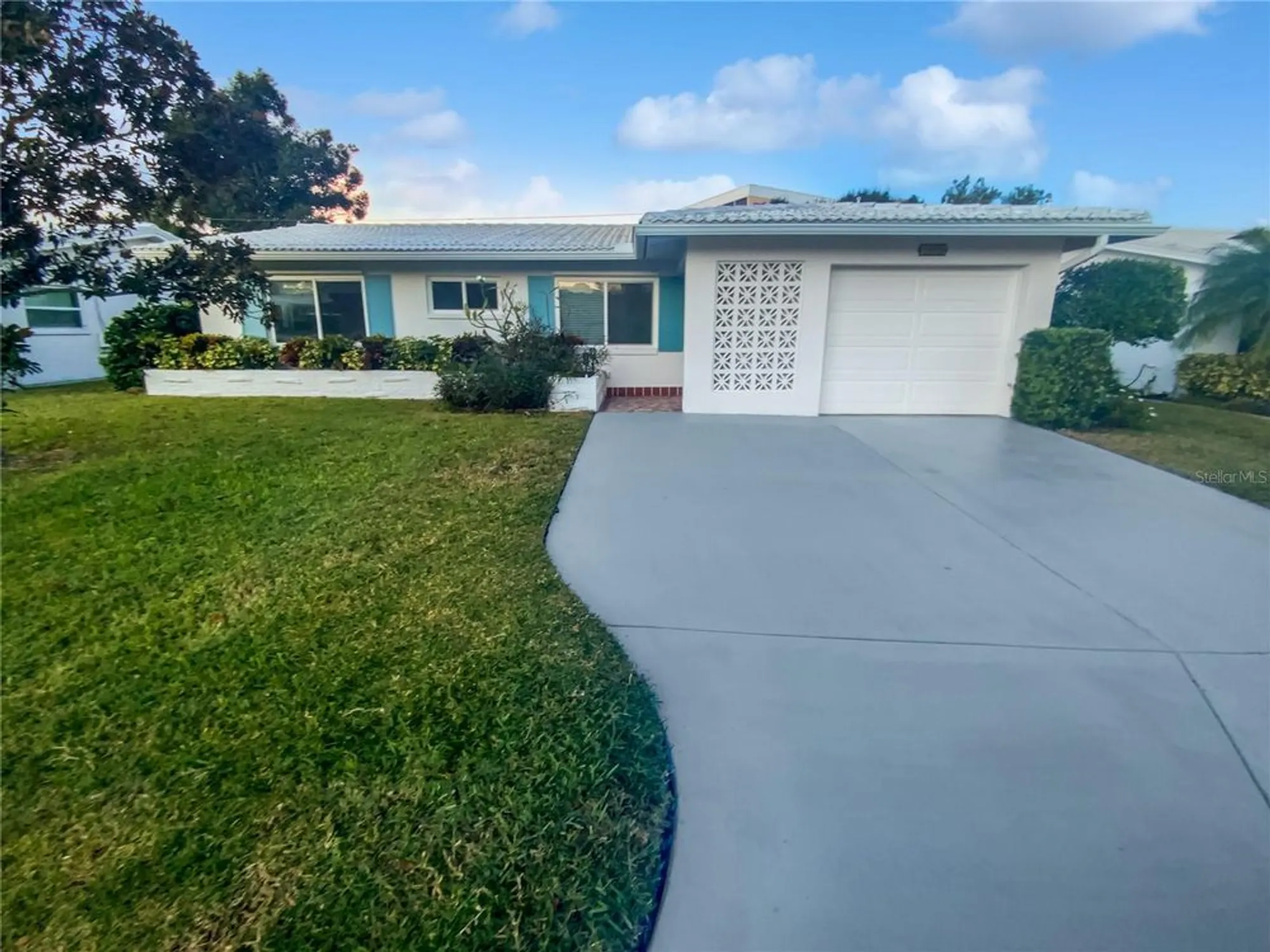 Property Slideshow image 1 of 41 | 9506 141st st, Seminole, FL, 33776
