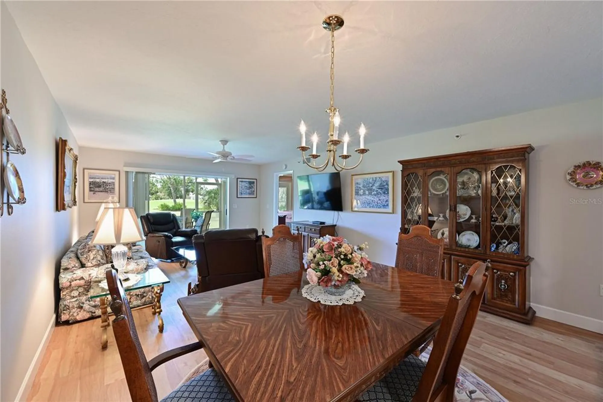 Property Slideshow image 12 of 70 | 6904 drewrys blf apt 803, Bradenton, FL, 34203