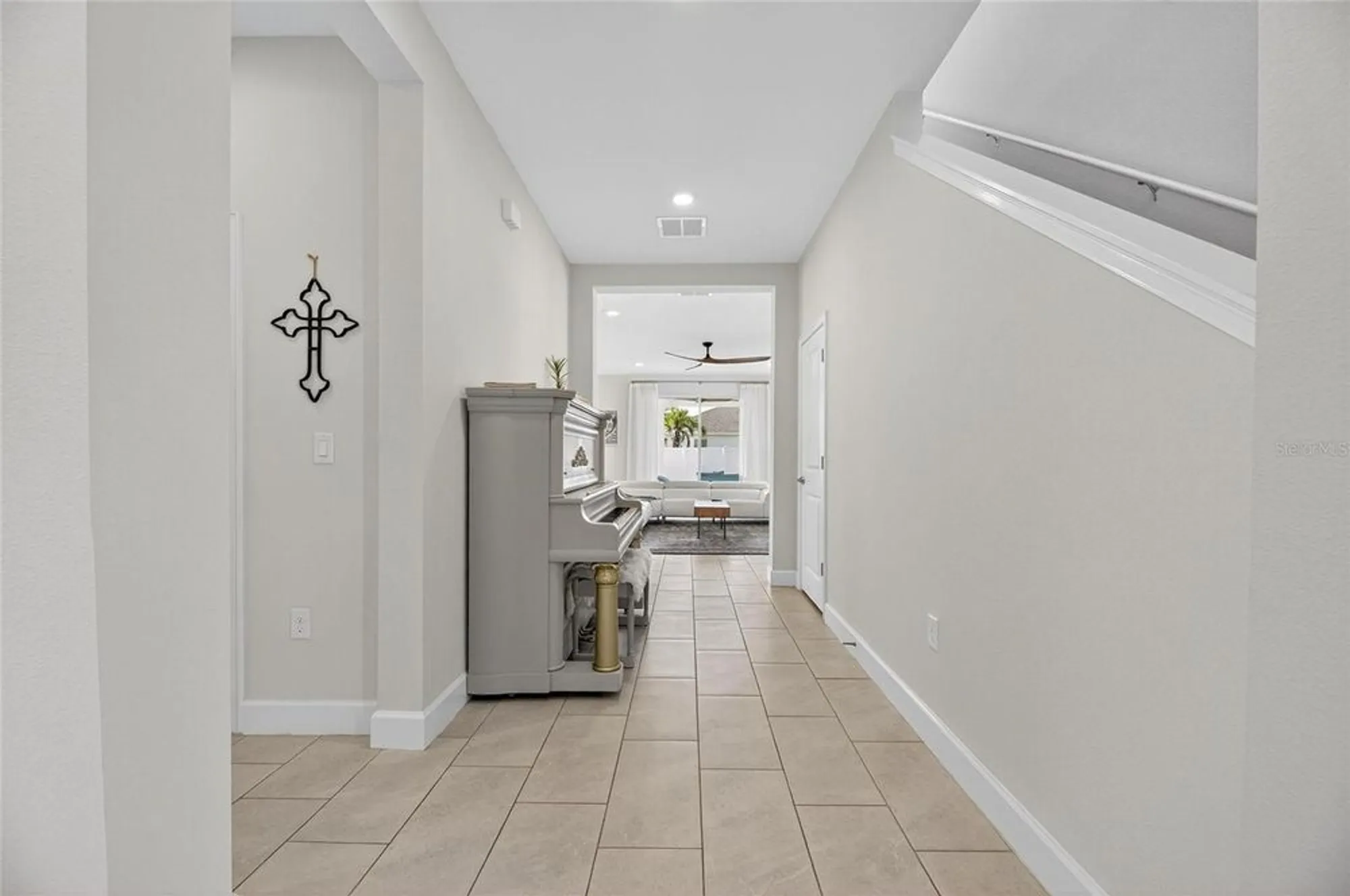 Property Slideshow image 11 of 91 | 324 blackrock ln, Apollo Beach, FL, 33572