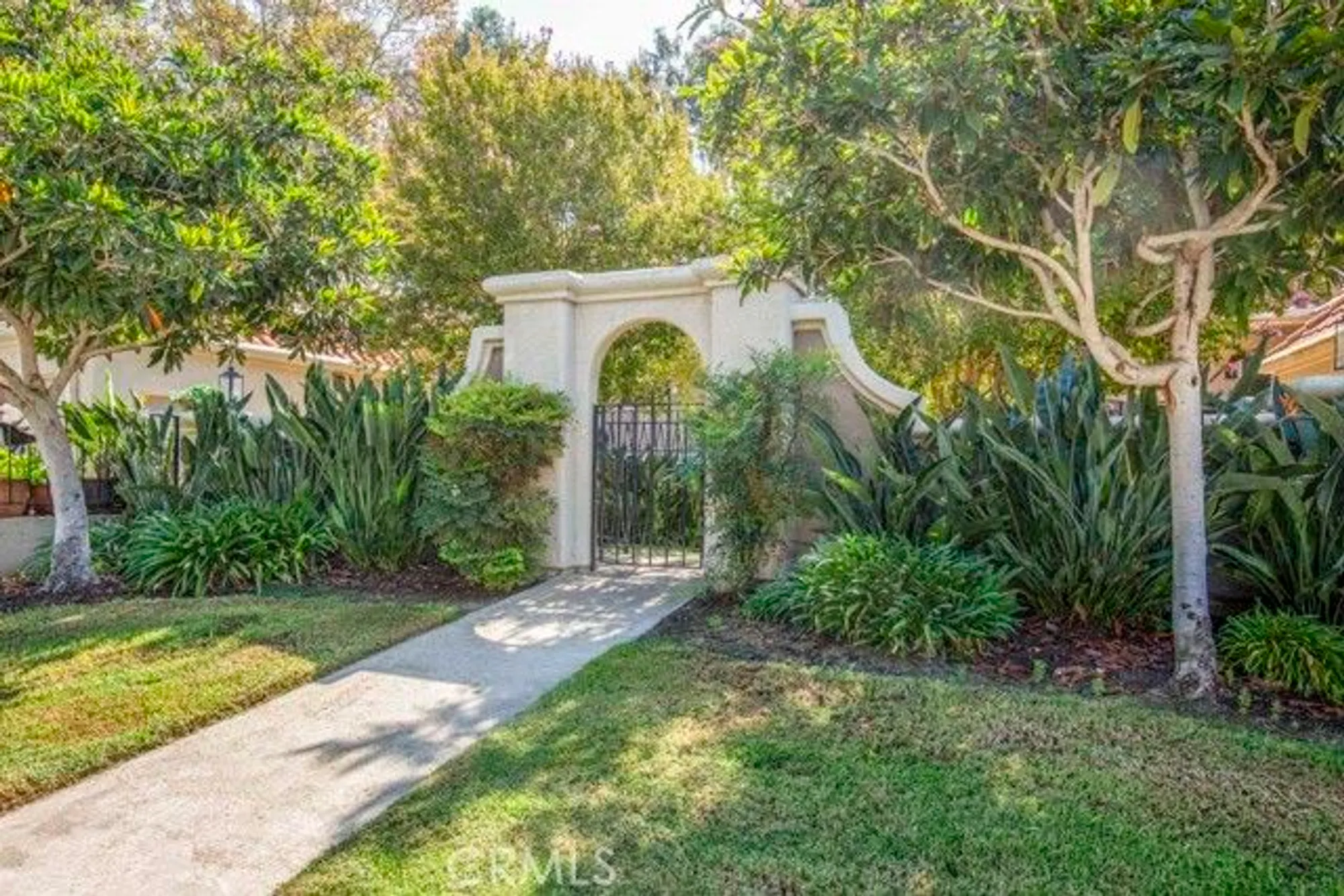 Property Slideshow image 41 of 43 | 5529 via la mesa c, Laguna Woods, CA, 92637