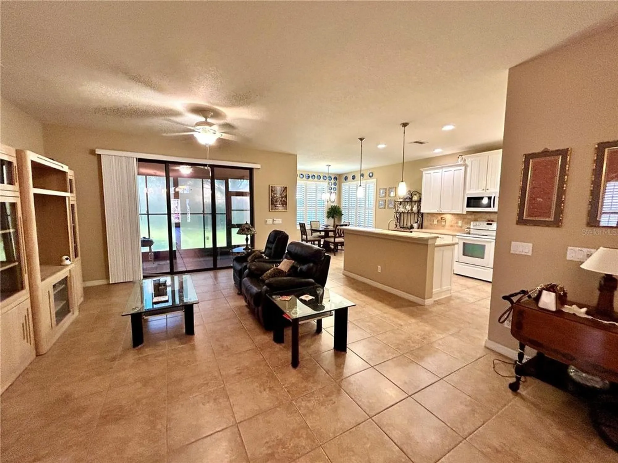 Property Slideshow image 5 of 22 | 116 silver falls dr, Apollo Beach, FL, 33572