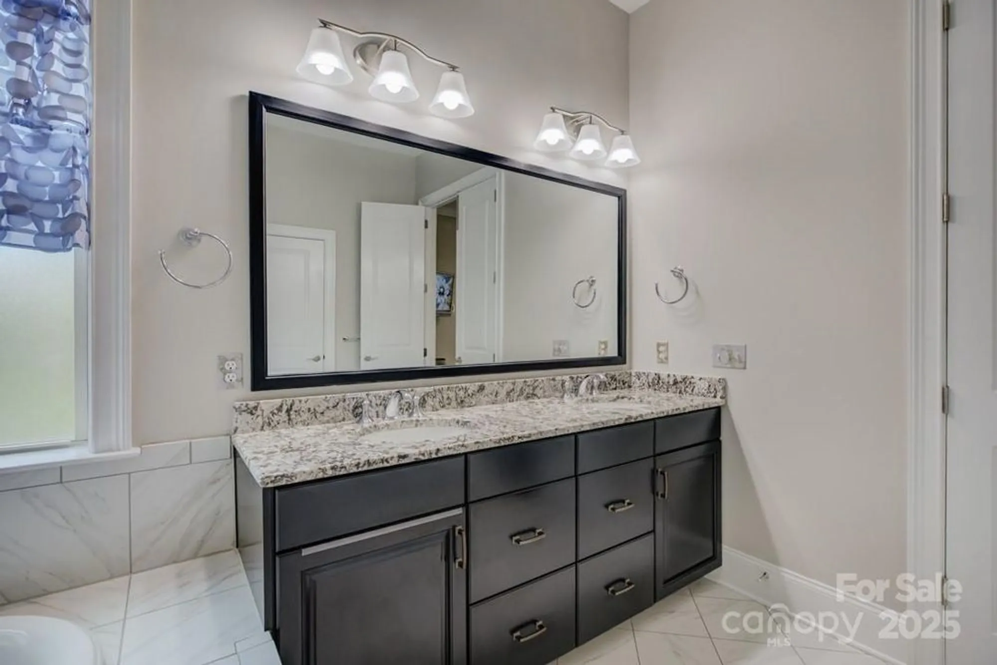 Property Slideshow image 21 of 48 | 14503 crest ct, Charlotte, NC, 28278