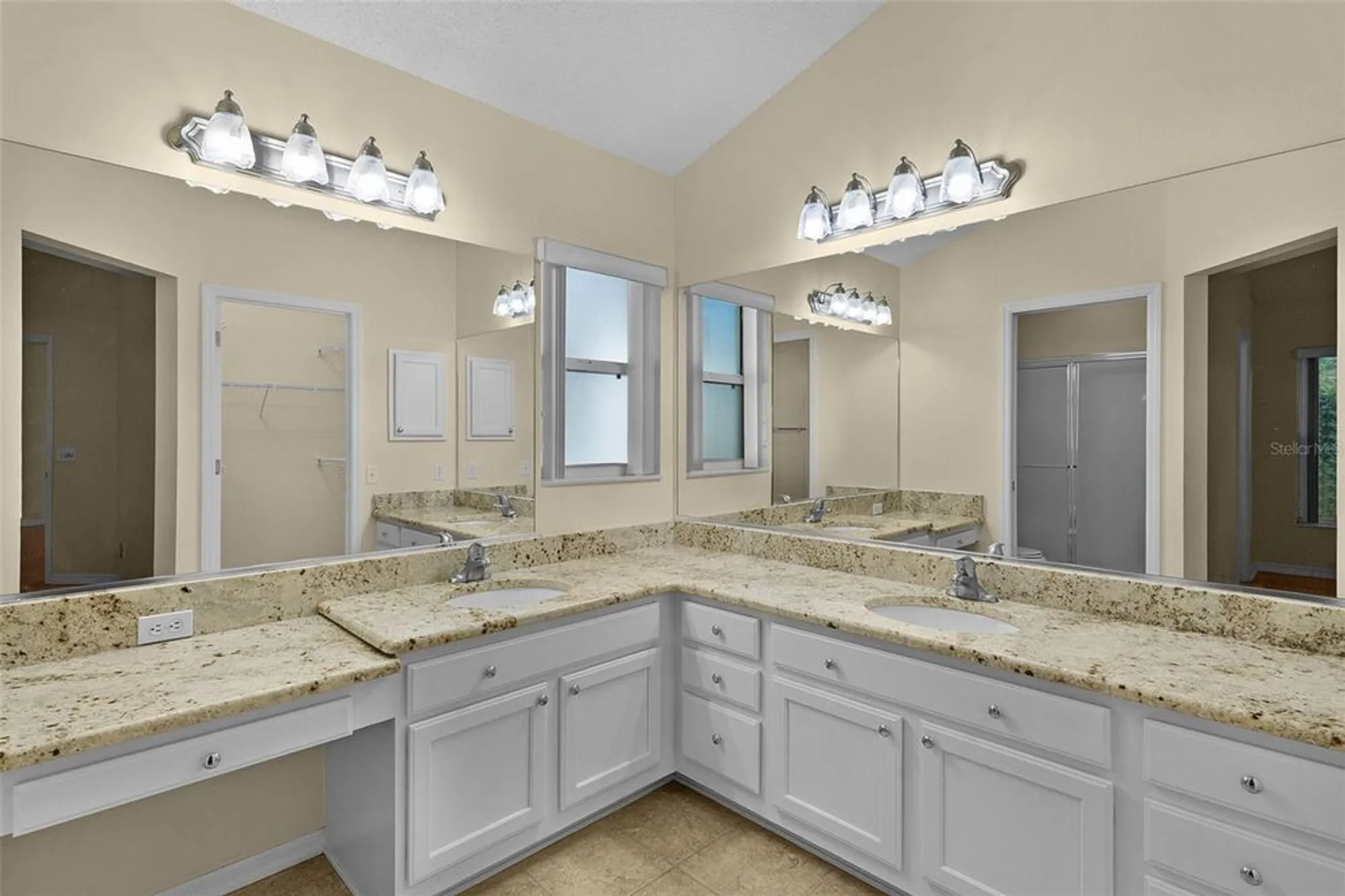 Property Slideshow image 25 of 44 | 912 ventura dr, The Villages, FL, 32159