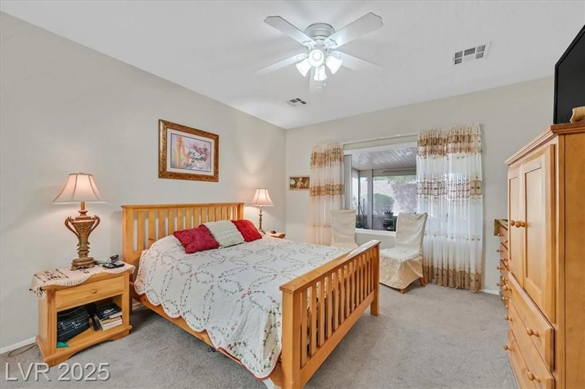 Property Slideshow image 9 of 34 | 7741 fruit dove st, North Las Vegas, NV, 89084