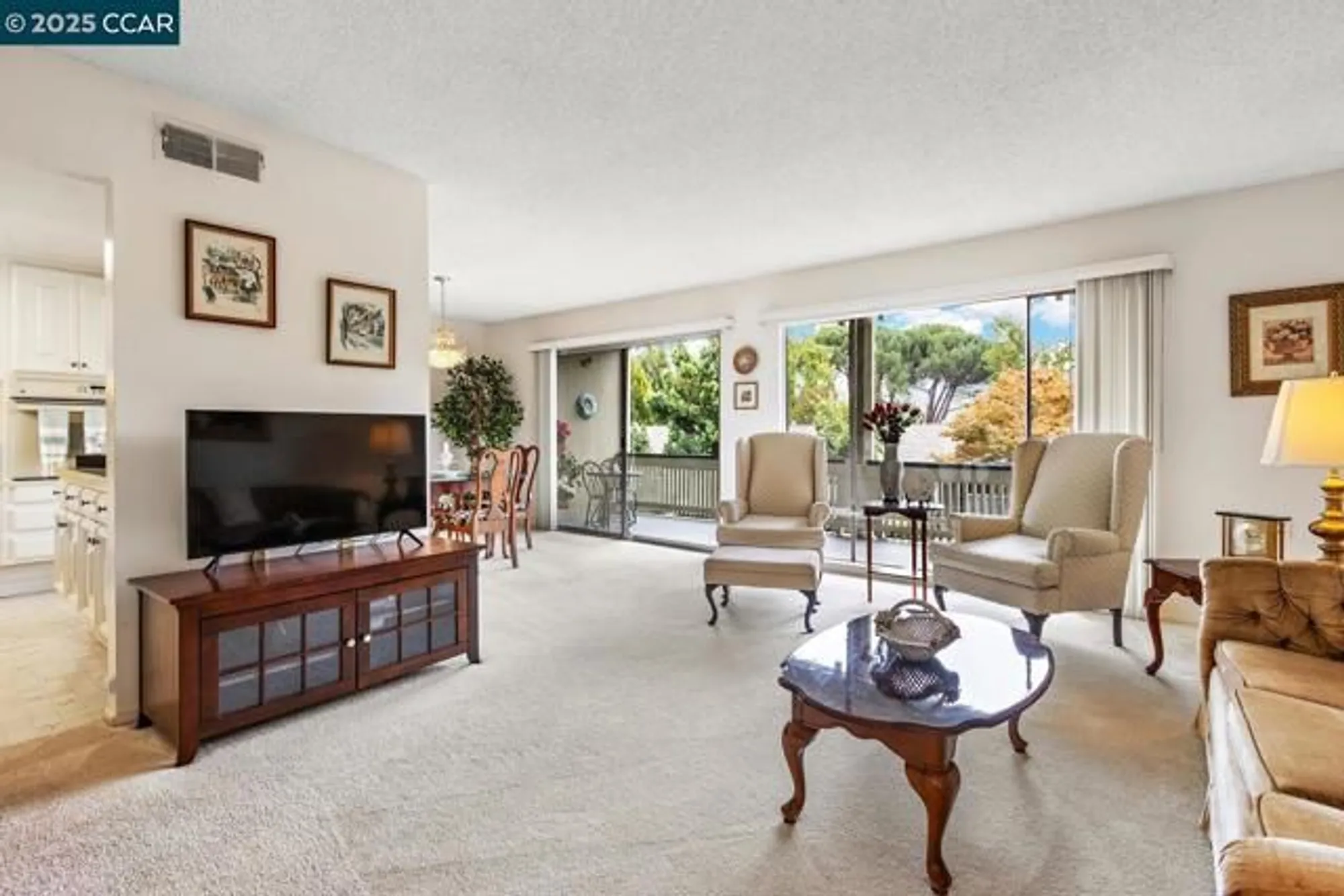 Property Slideshow image 4 of 46 | 2709 golden rain rd 6, Walnut Creek, CA, 94595