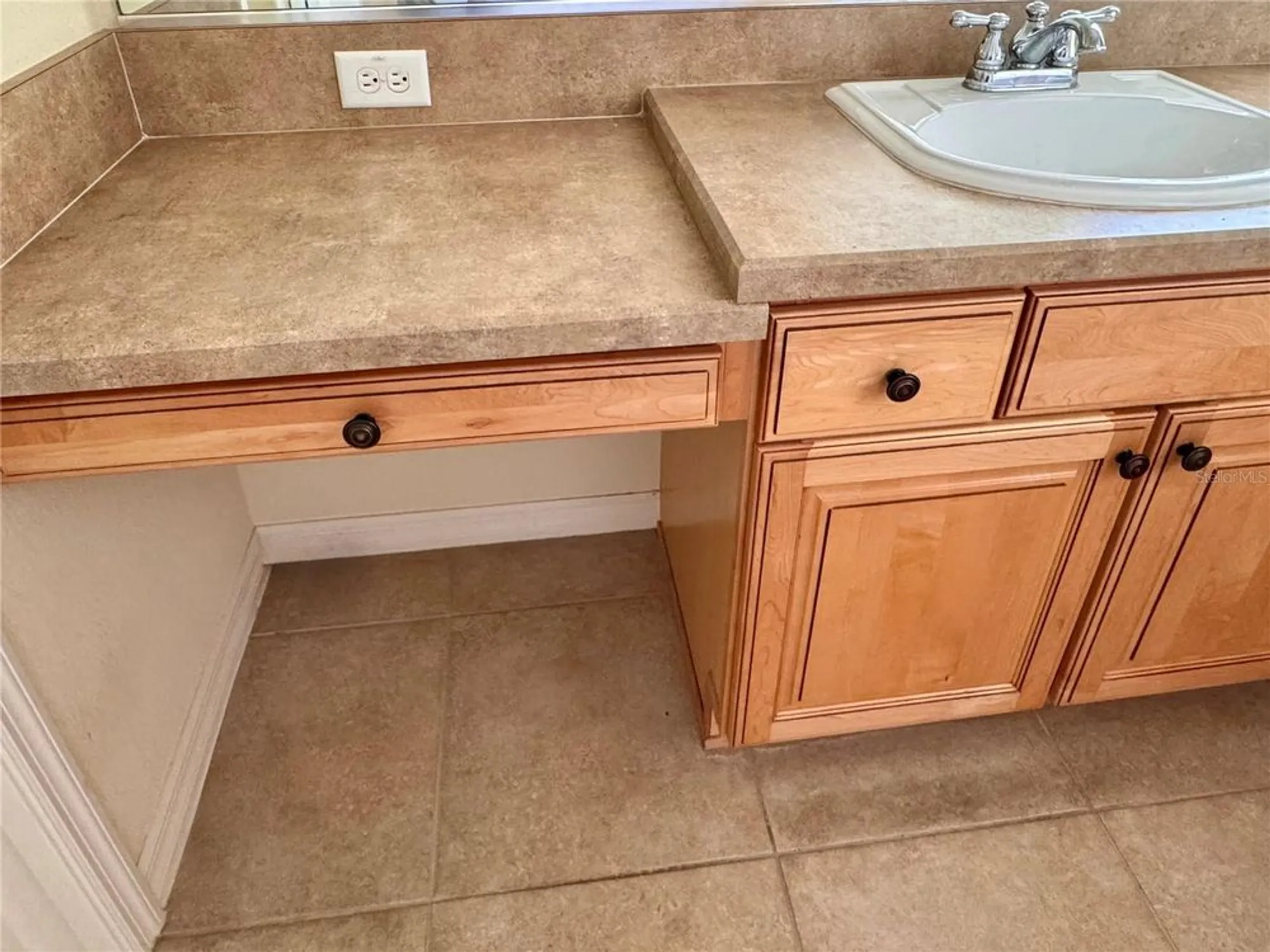 Property Slideshow image 14 of 30 | 2693 persimmon loop, The Villages, FL, 32162