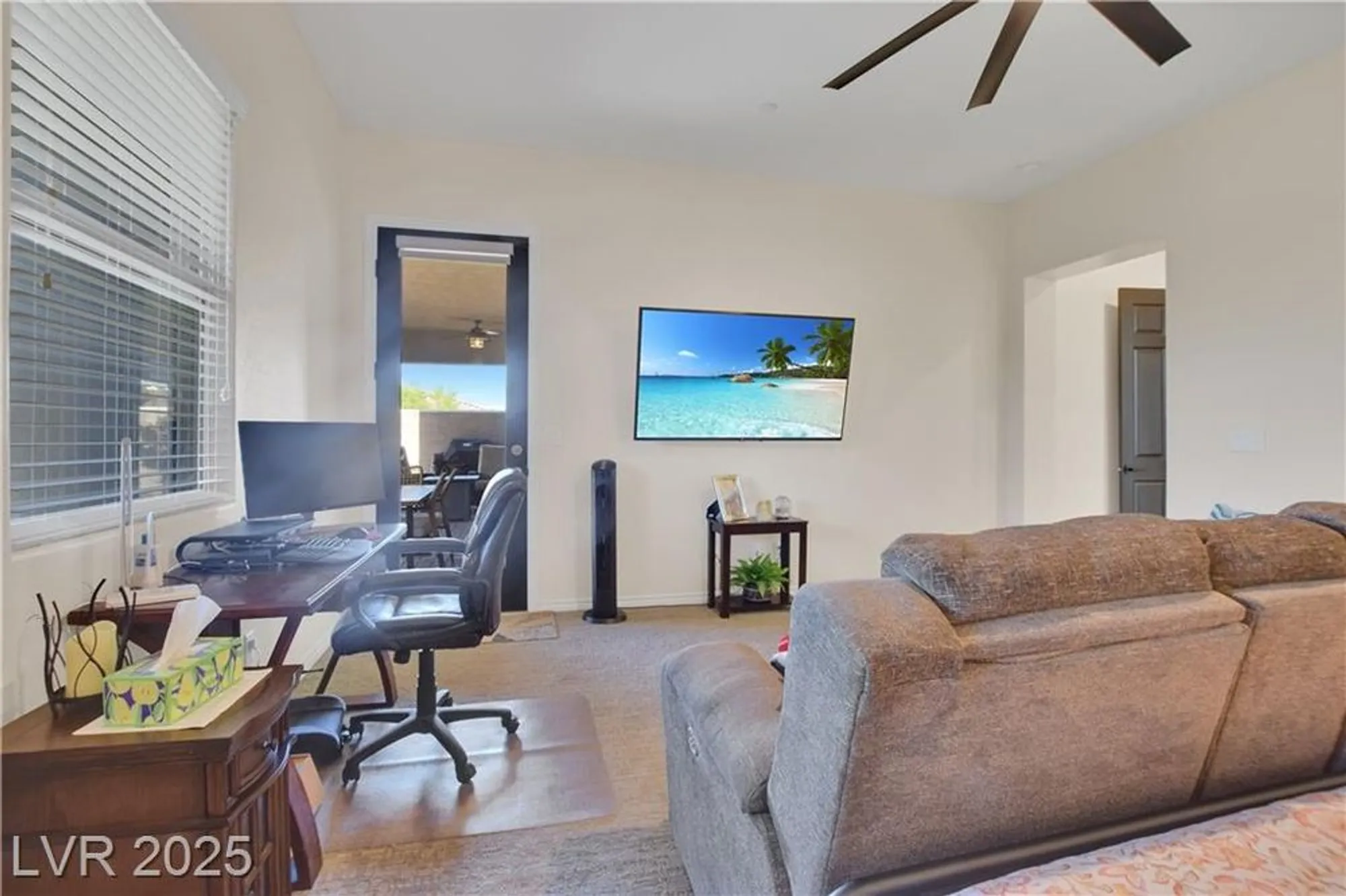 Property Slideshow image 17 of 30 | 677 look lively ct, Henderson, NV, 89011