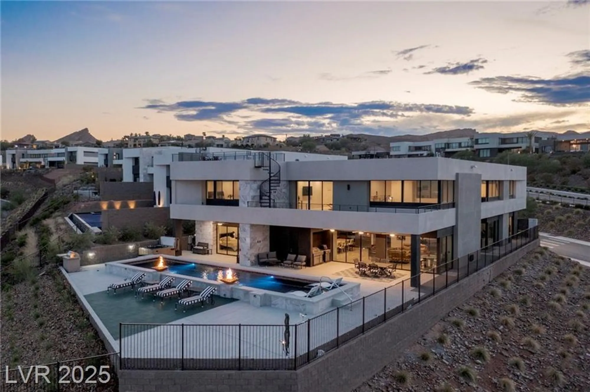 Property Slideshow image 1 of 85 | 53 falling ridge ln, Henderson, NV, 89011