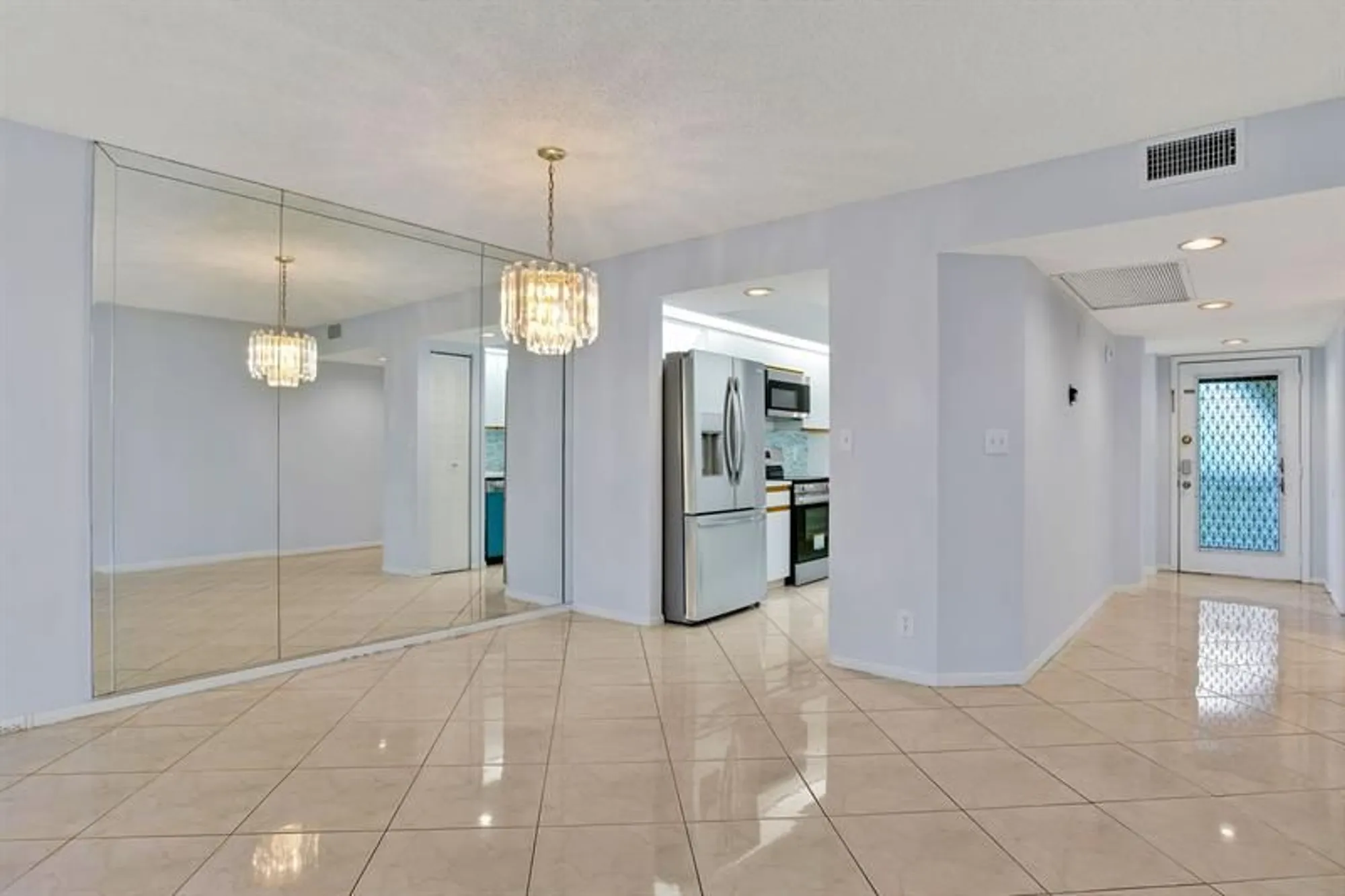 Property Slideshow image 9 of 33 | 1606 abaco dr e4, Coconut Creek, FL, 33066
